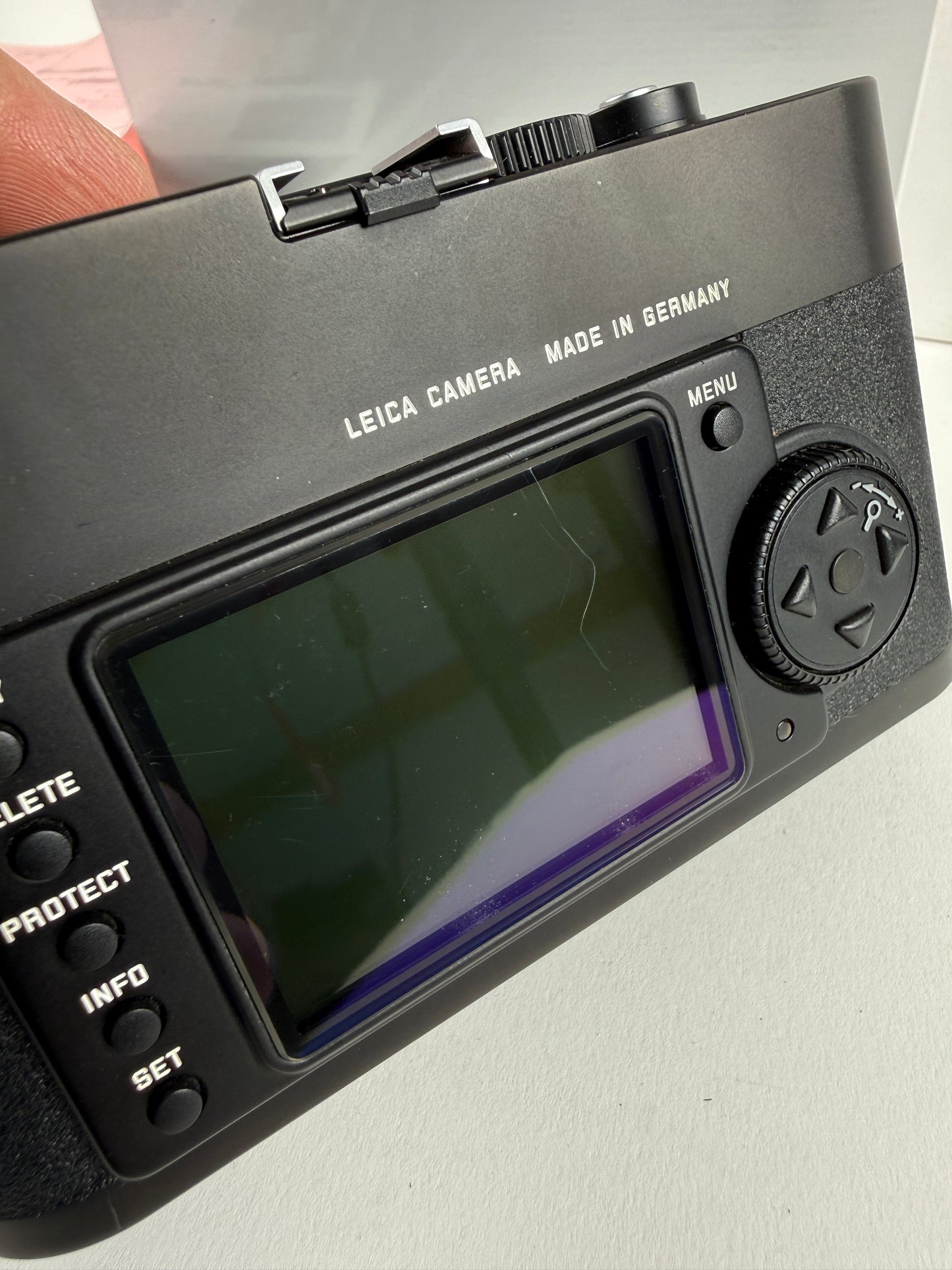 Leica M8 10.3MP Rangefinder Digital Camera Body - Black SC 4836