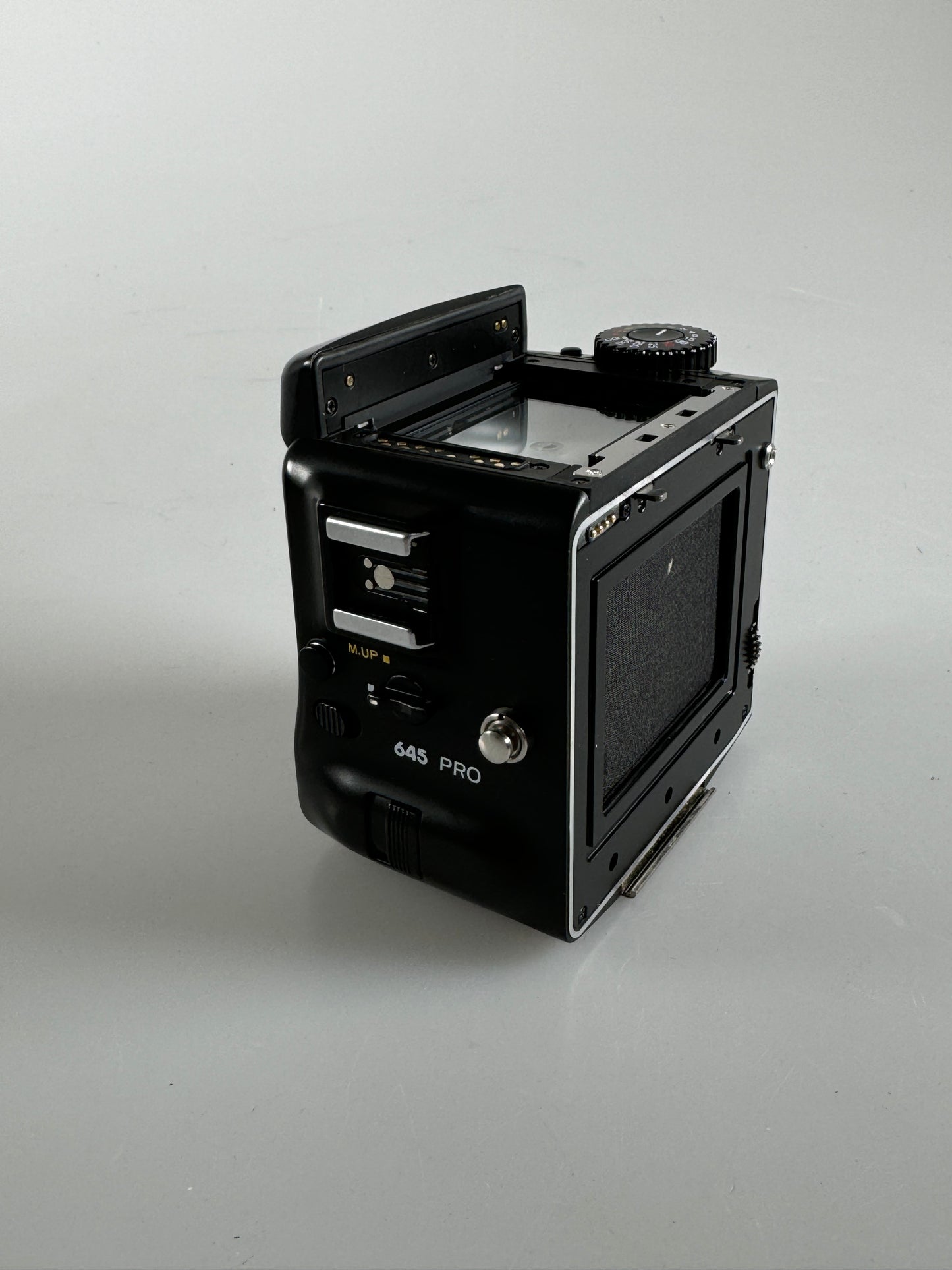 Mamiya 645 Pro Medium Format Camera Body M645