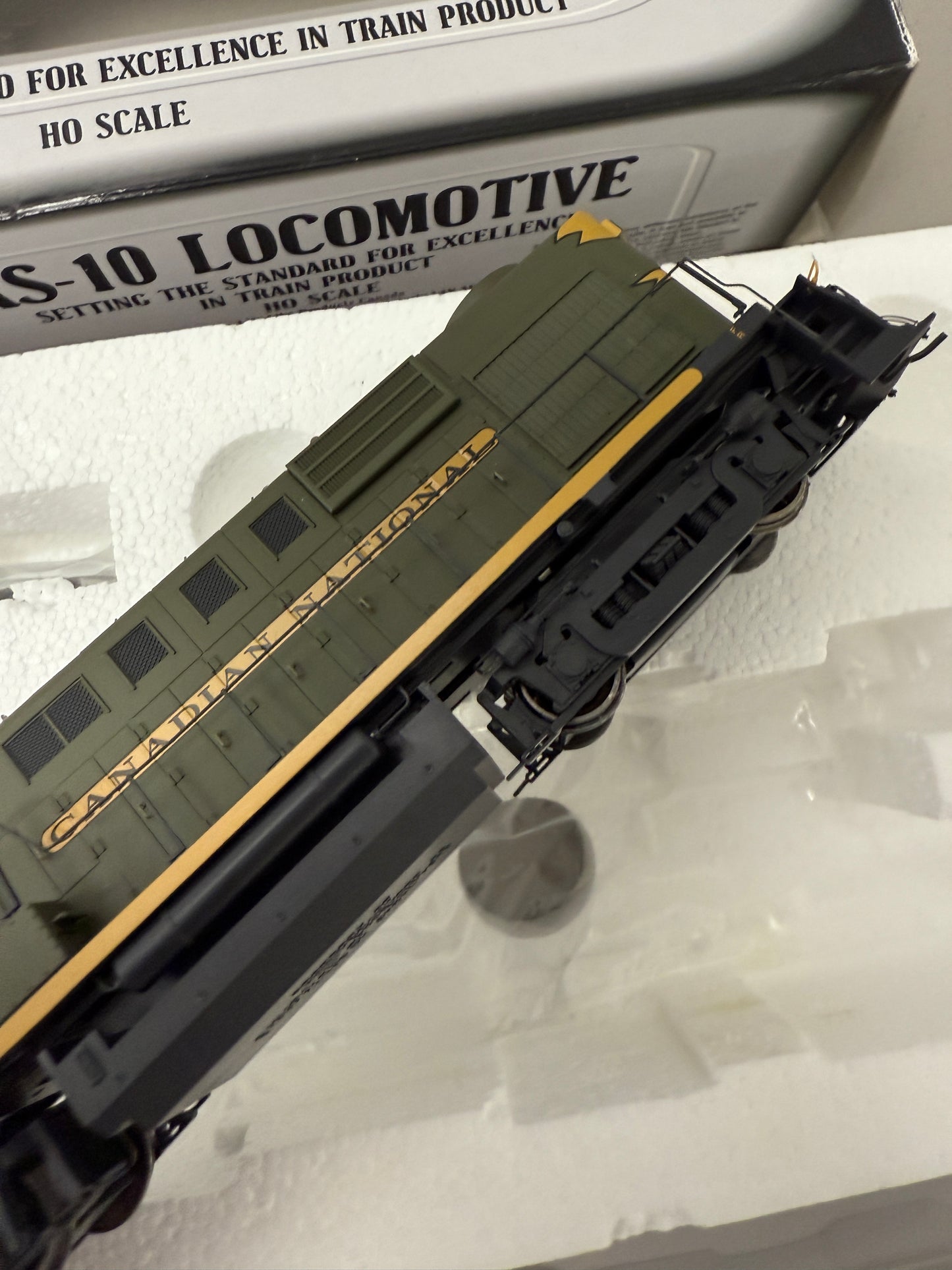 HO PROTO 1000 DX LIMITED EDITION 1 of 168 CANADIAN NATIONAL RS-10 #1884 locomotive