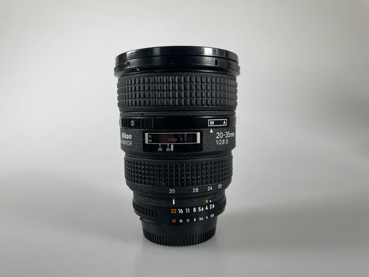 Nikon AF NIKKOR 20-35mm f/2.8 D Wide Angle Zoom Lens