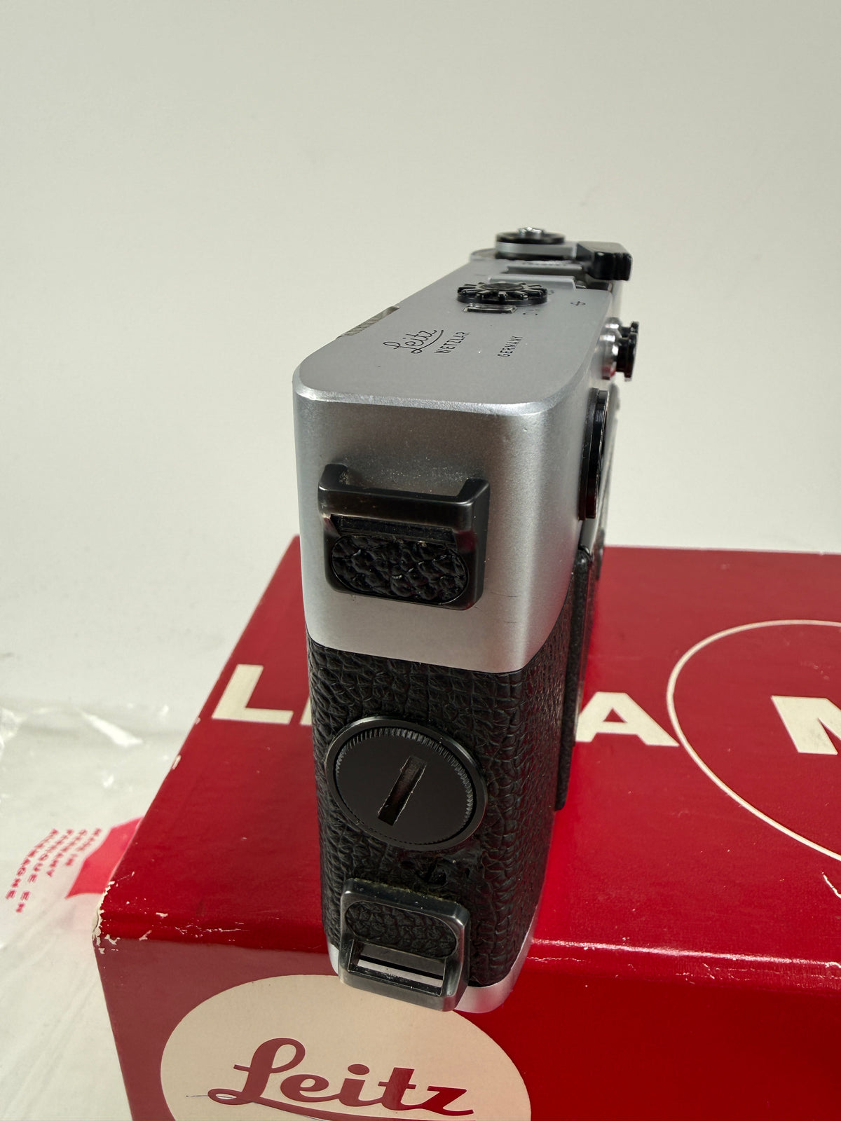 Leica M5 2 Lug Chrome 35mm Rangefinder Film Camera