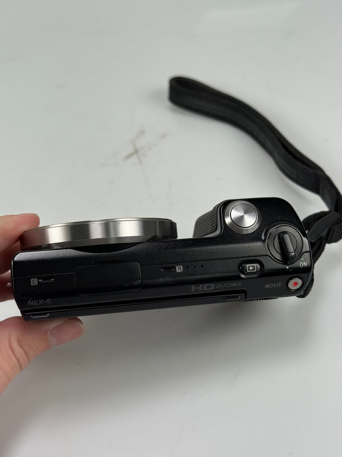 Sony NEX-5 14.2MP Mirrorless Digital Camera Black