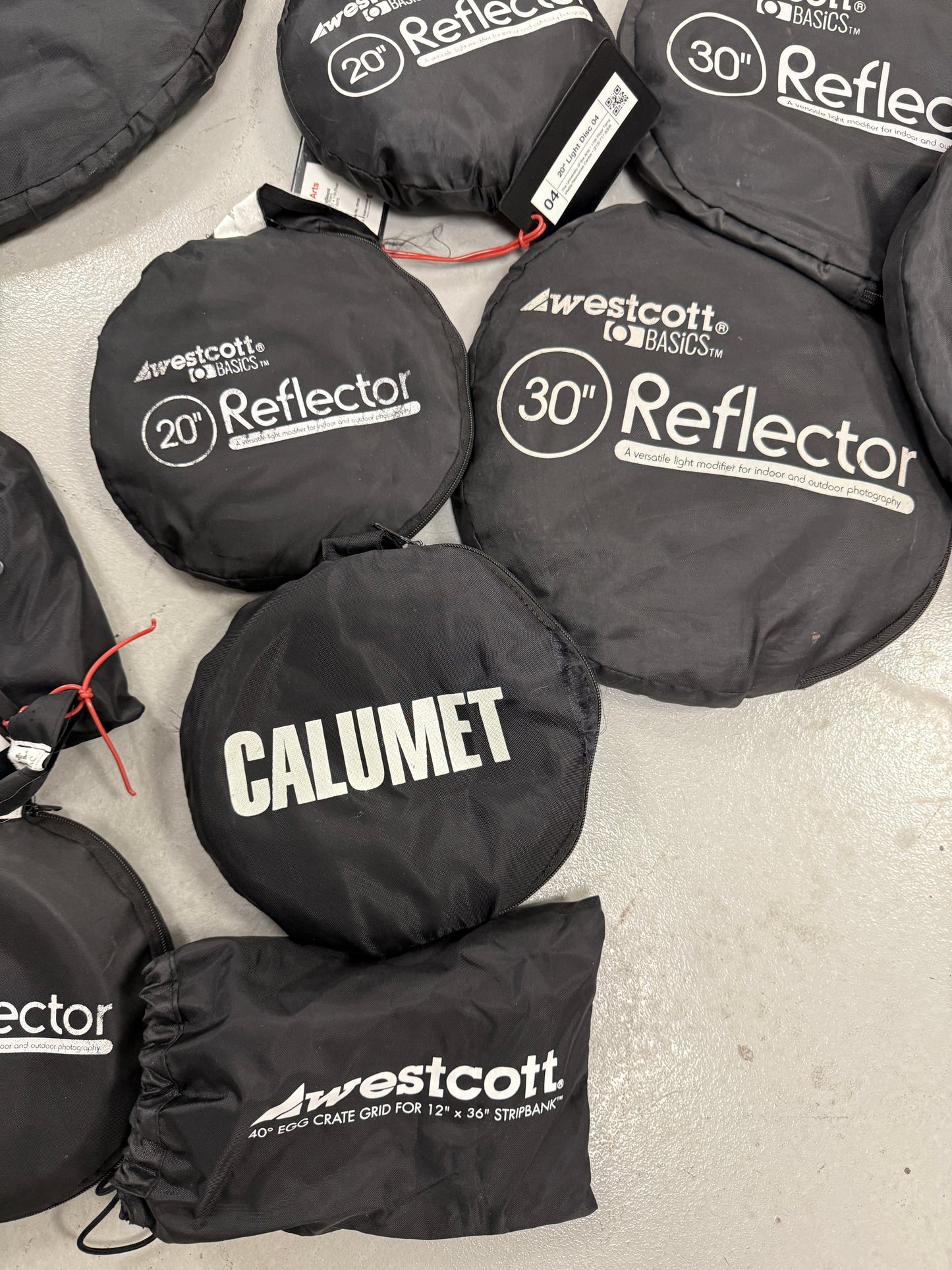 Large lot of light lighting equipment reflector Westcott, impact, calumet, raya