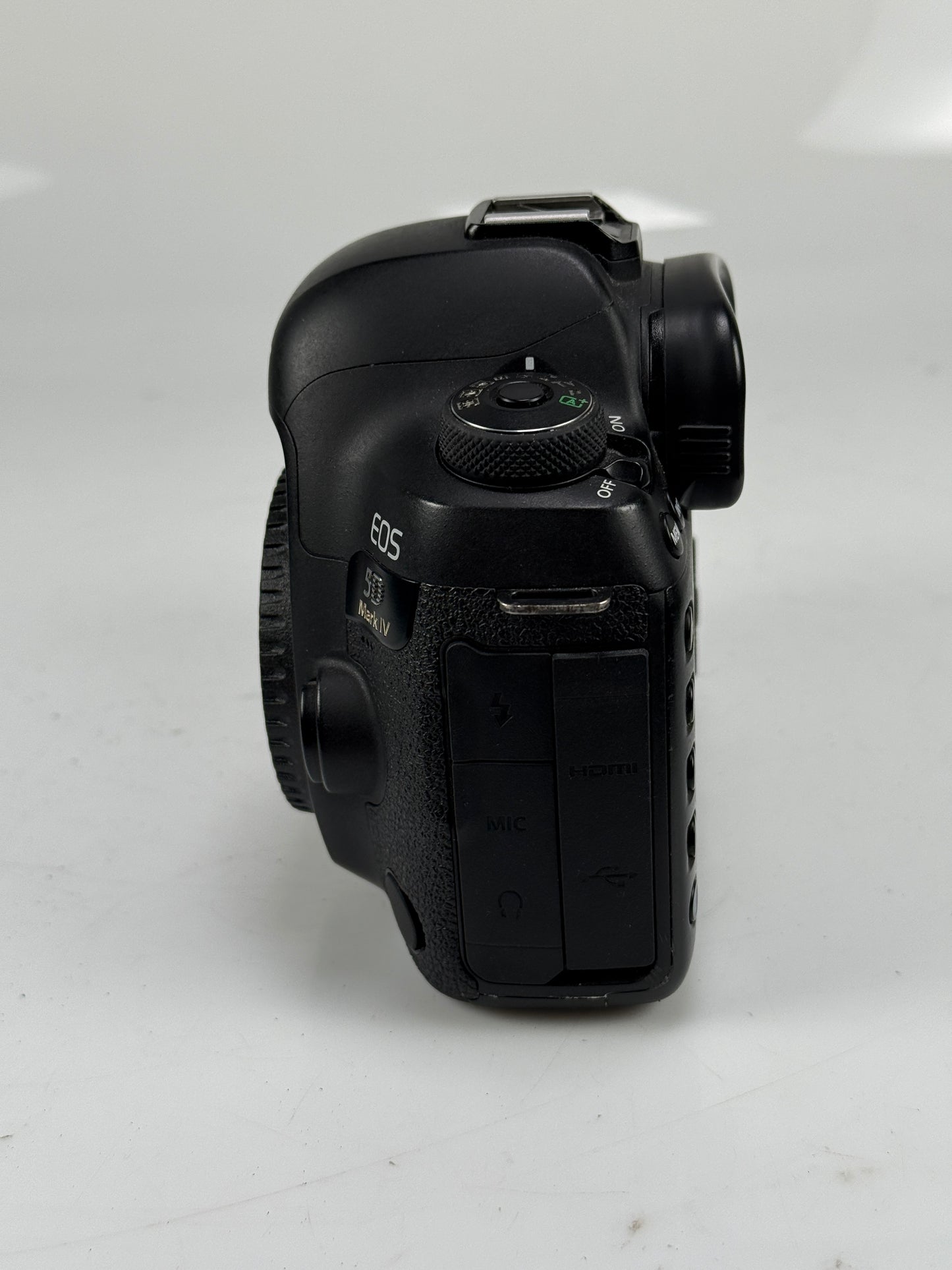 Canon EOS 5D Mark IV 30.4MP Digital SLR Camera Body