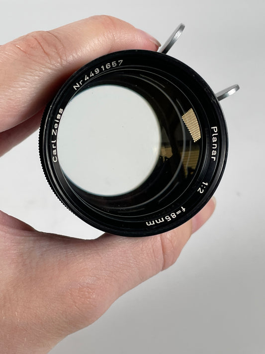 Carl Zeiss Planar 85mm F2 for Arri standard cine lens for 16mm