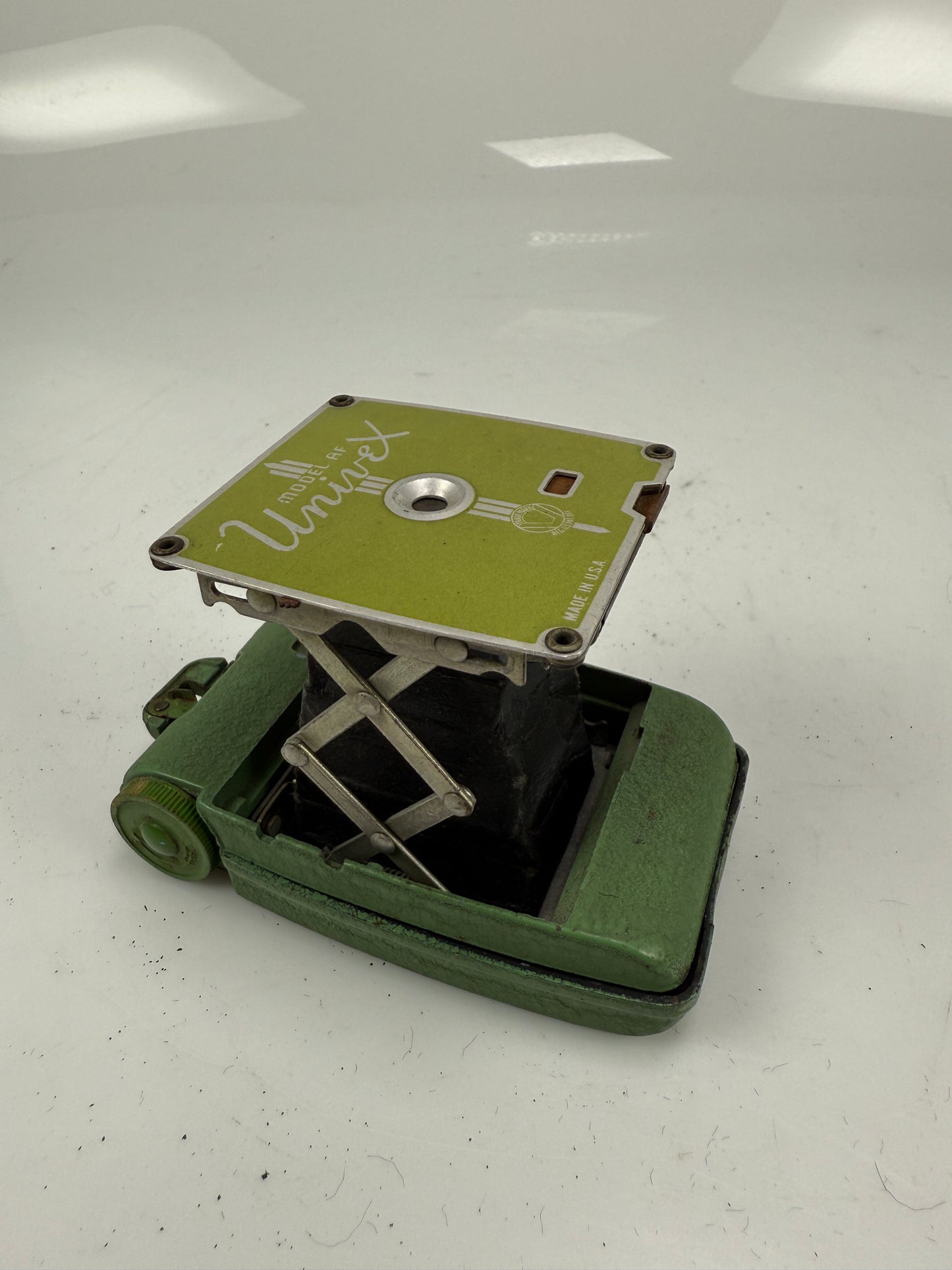 Univex Model AF universal camera corp folding mini camper GREEN RARE