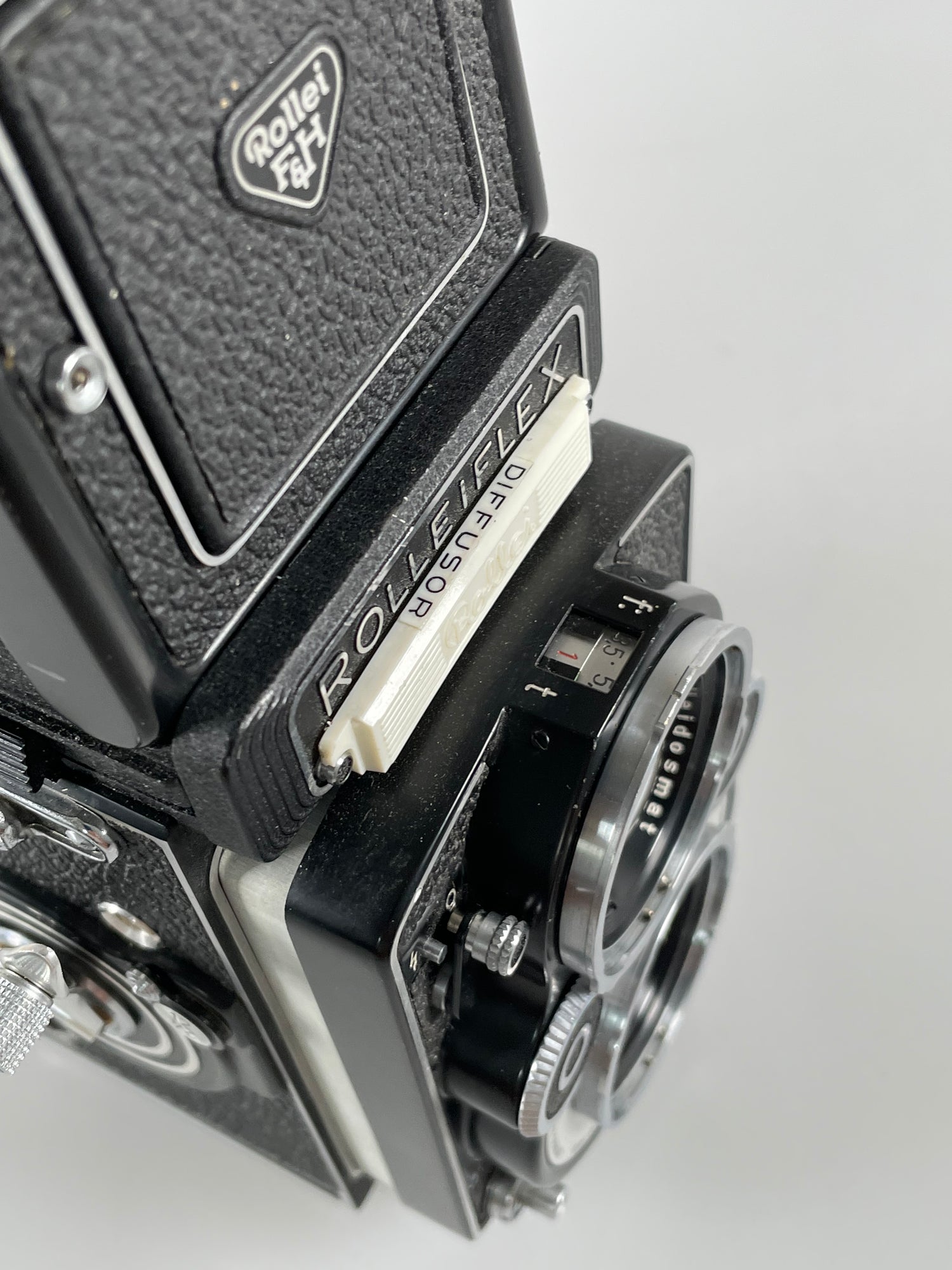 Rollei Rolleiflex 3.5F White Face Planar 75mm F3.5 6x6 film camera