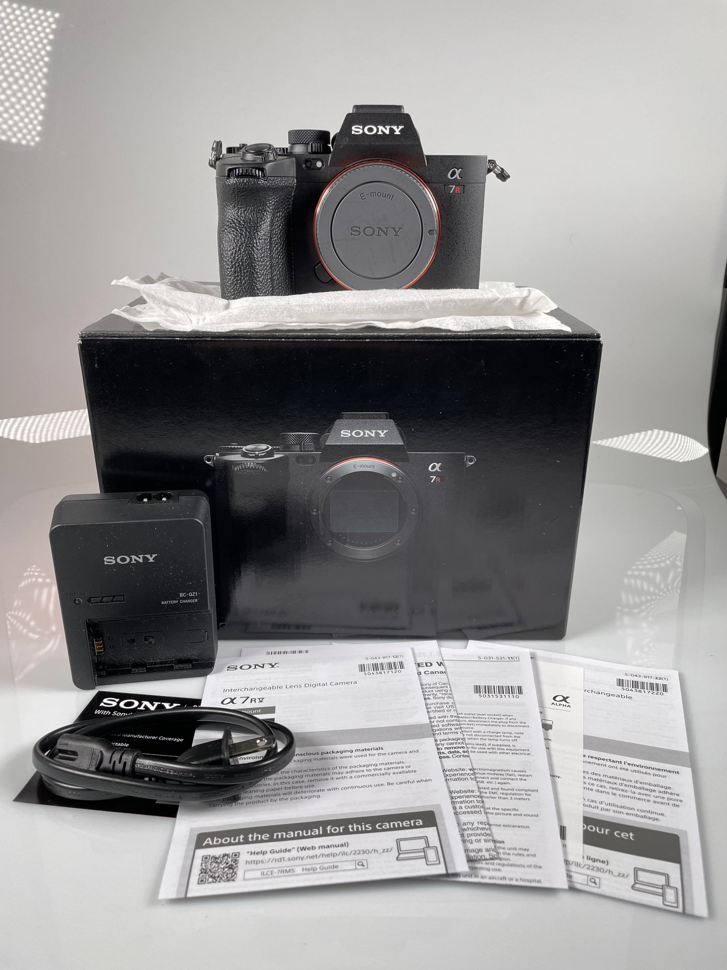 Sony a7R V 61MP Mirrorless Digital Camera - Black (Body Only) 1200 Shutter Count