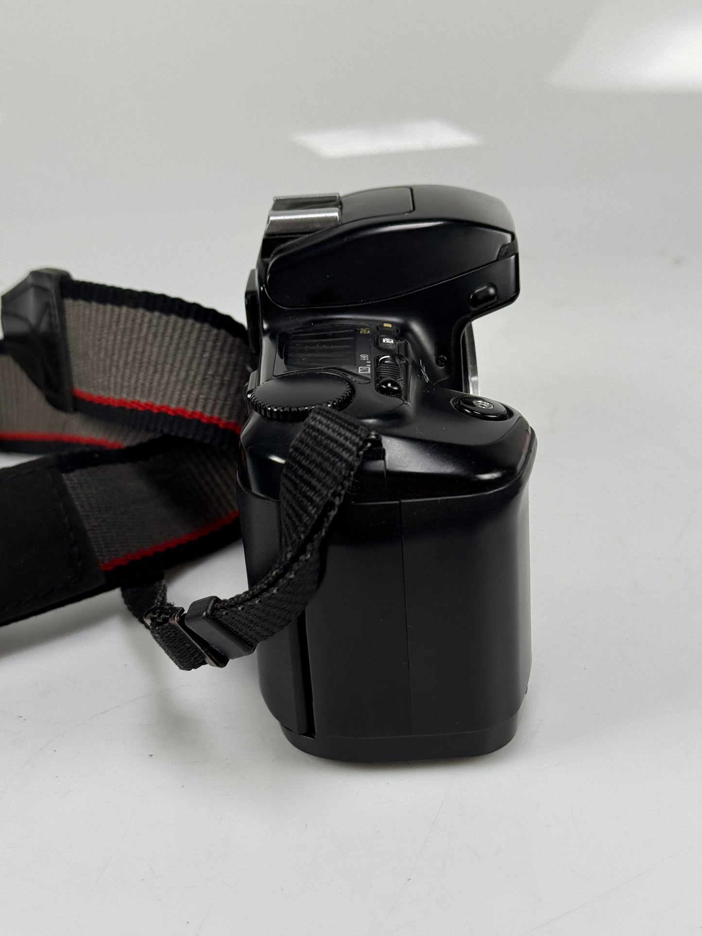 Nikon N6006 AF SLR Film Camera Body