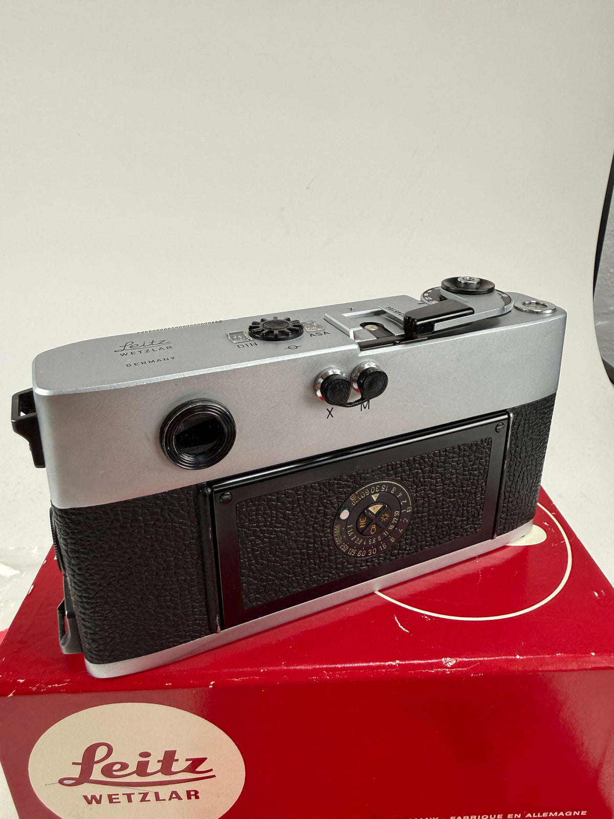 Leica M5 2 Lug Chrome 35mm Rangefinder Film Camera