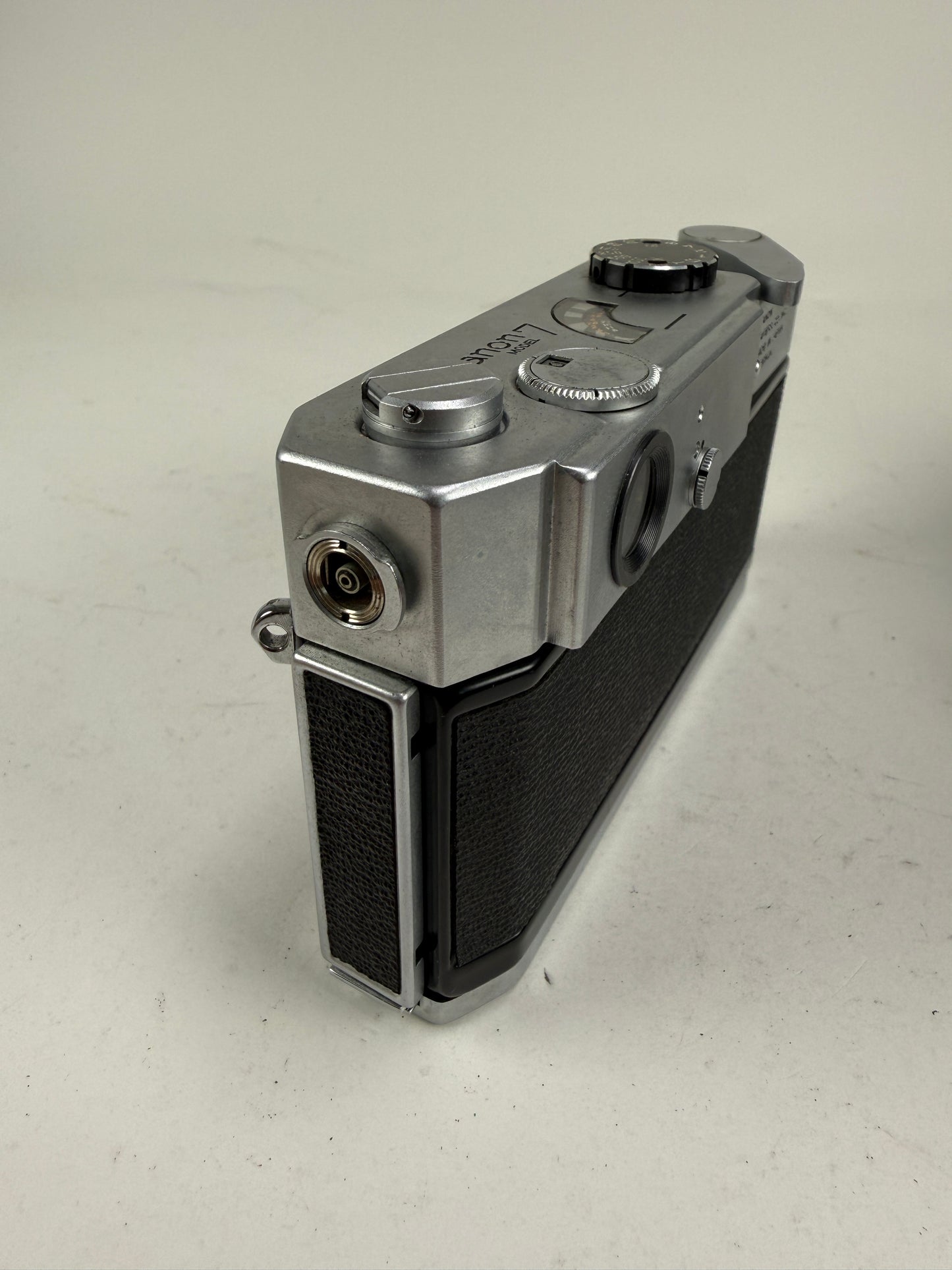 Canon Model 7 35mm Rangefinder Leica Screw Mount Camera