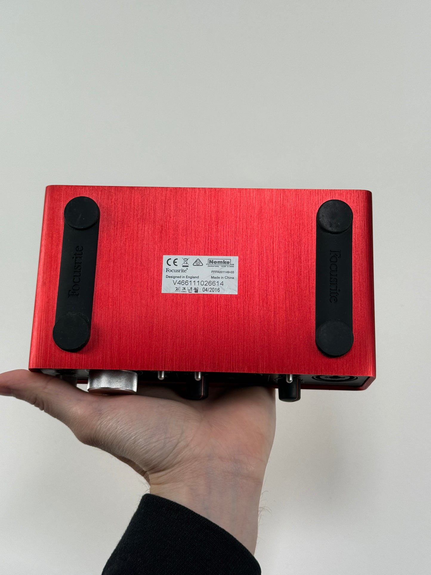 Focusrite Scarlett 2i2 (2nd Gen) USB Audio Interface Studio Recording