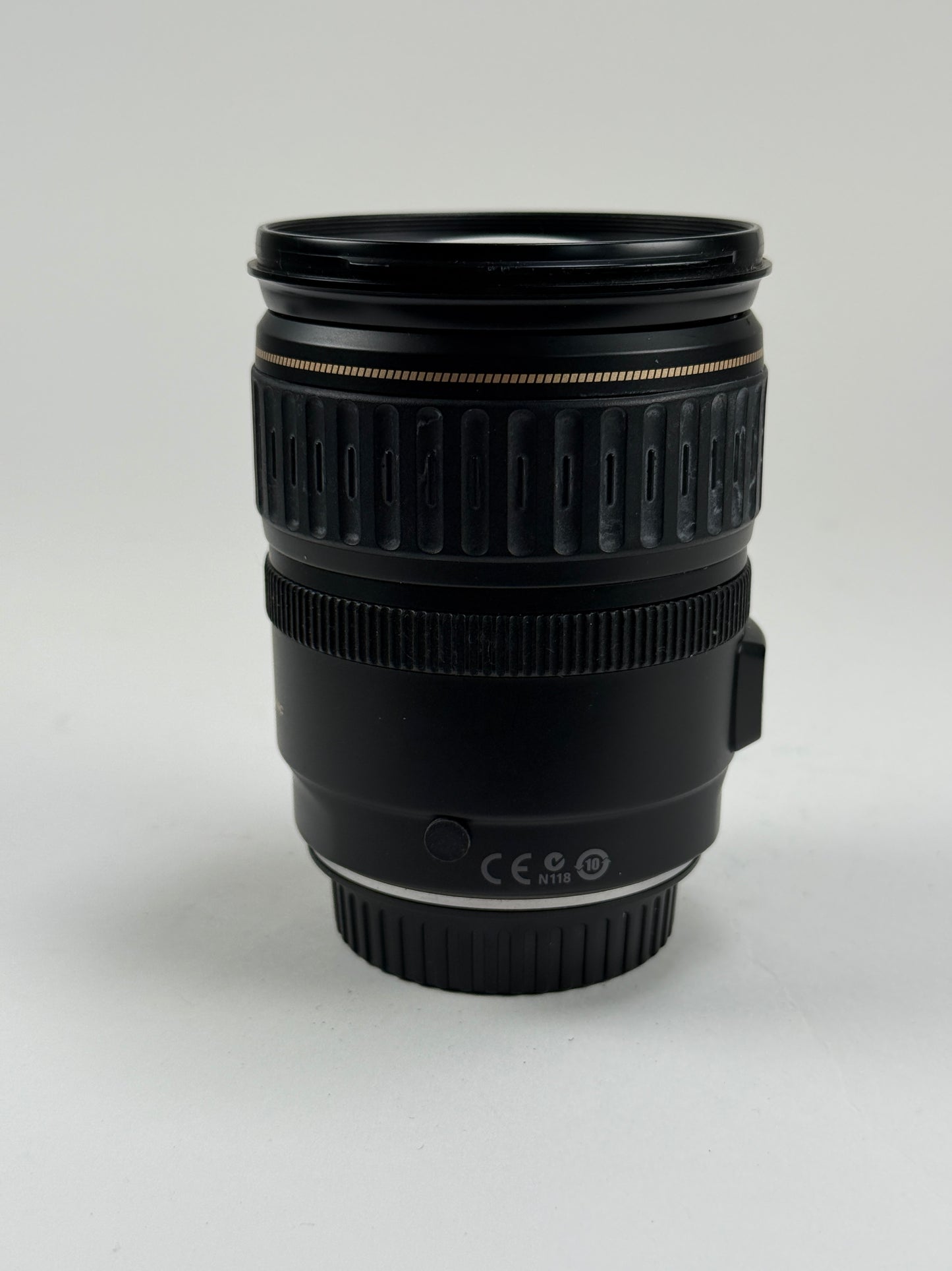 Canon EF 28-135mm f3.5-5.6 IS USM lens