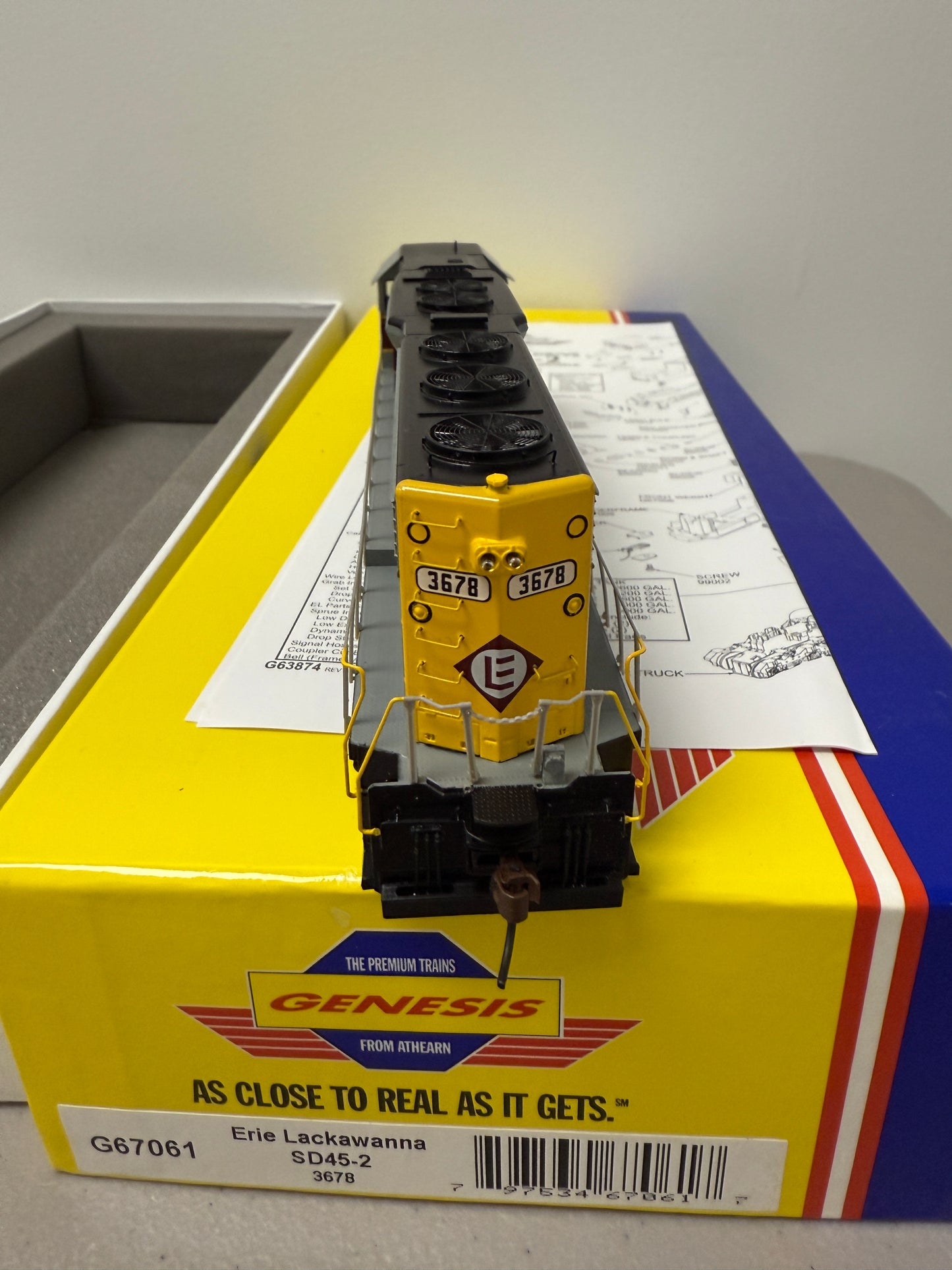 HO ATHEARN GENESIS G67061 SD45-2 ERIE LACKAWANNA Locomotive 3678