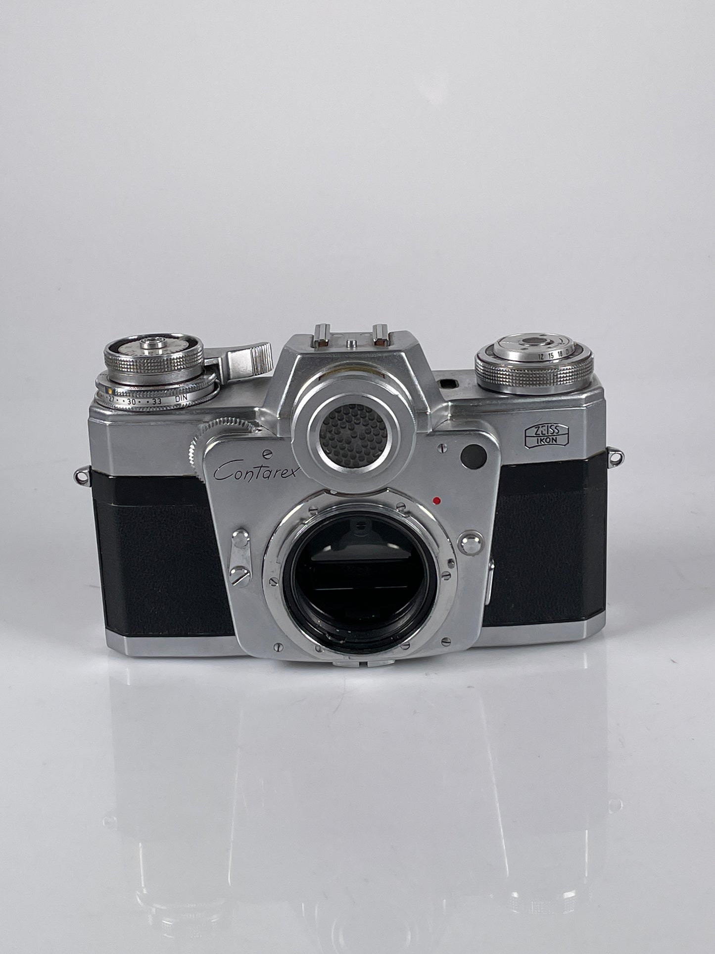 Zeiss Ikon Contarex Bullseye 35mm SLR Film Camera