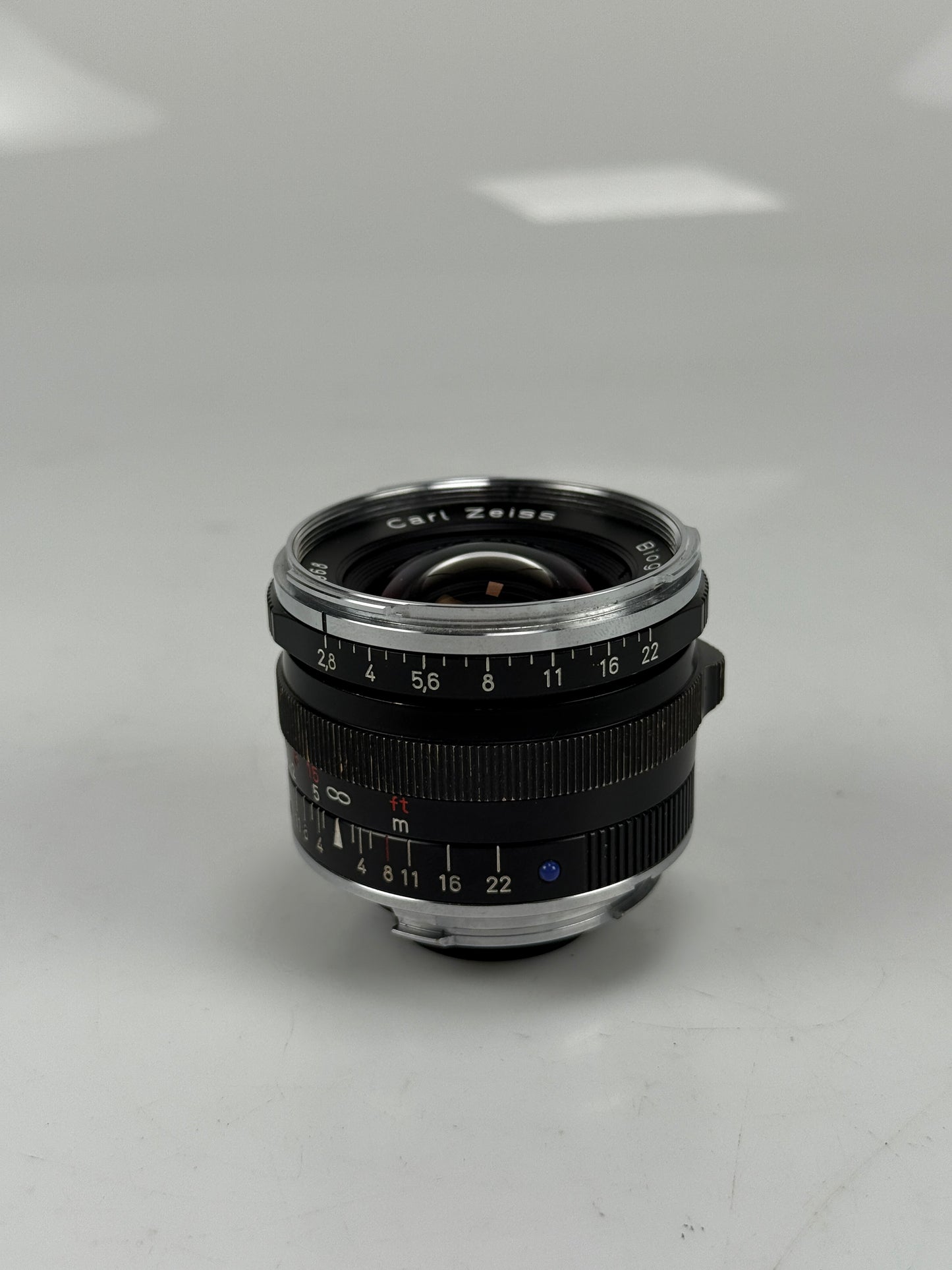 Carl Zeiss Biogon 28mm f2.8 ZM Black for Leica M