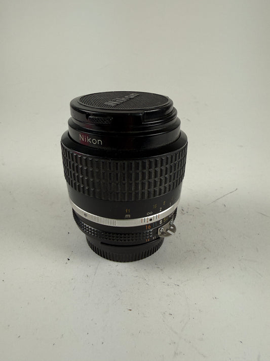 Nikon Nikkor Ais 35mm f1.4 Lens Prime SLR