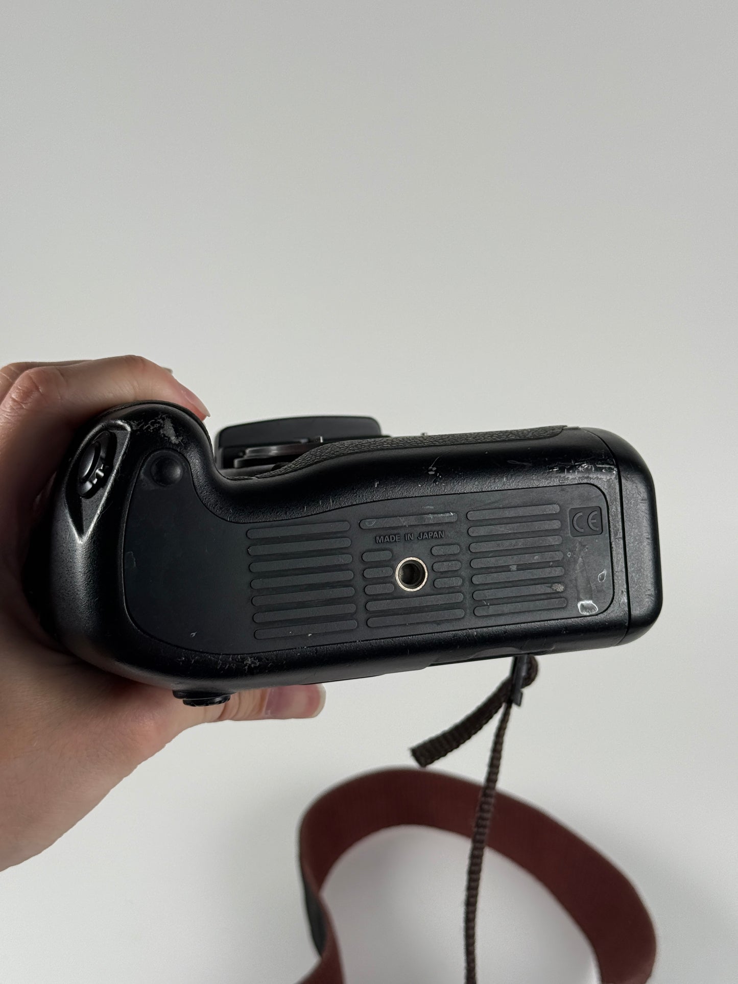 Nikon F5 35mm SLR Film Camera Body
