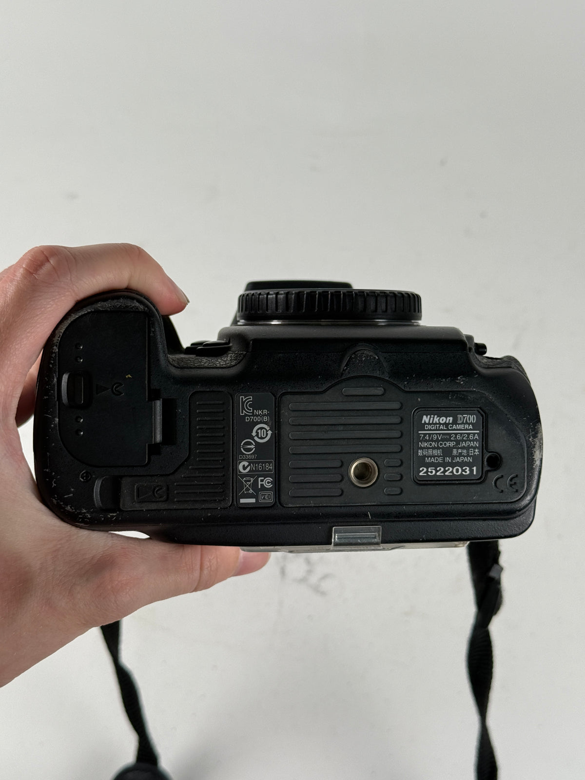 Nikon D700 12.1MP Digital SLR Camera Body