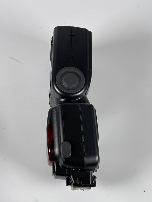 Nikon Speedlight SB-900 Shoe Mount Flash