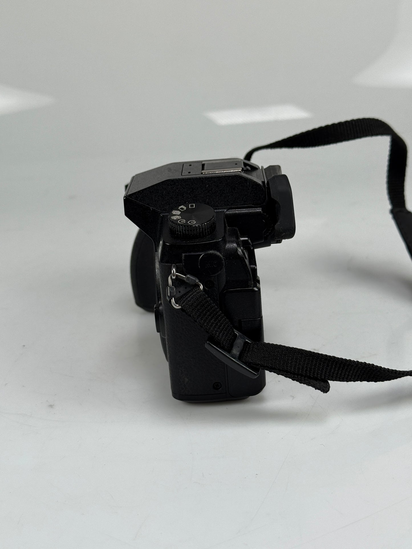 Panasonic Lumix DMC-G7 16MP Mirrorless MFT Digital Camera Body