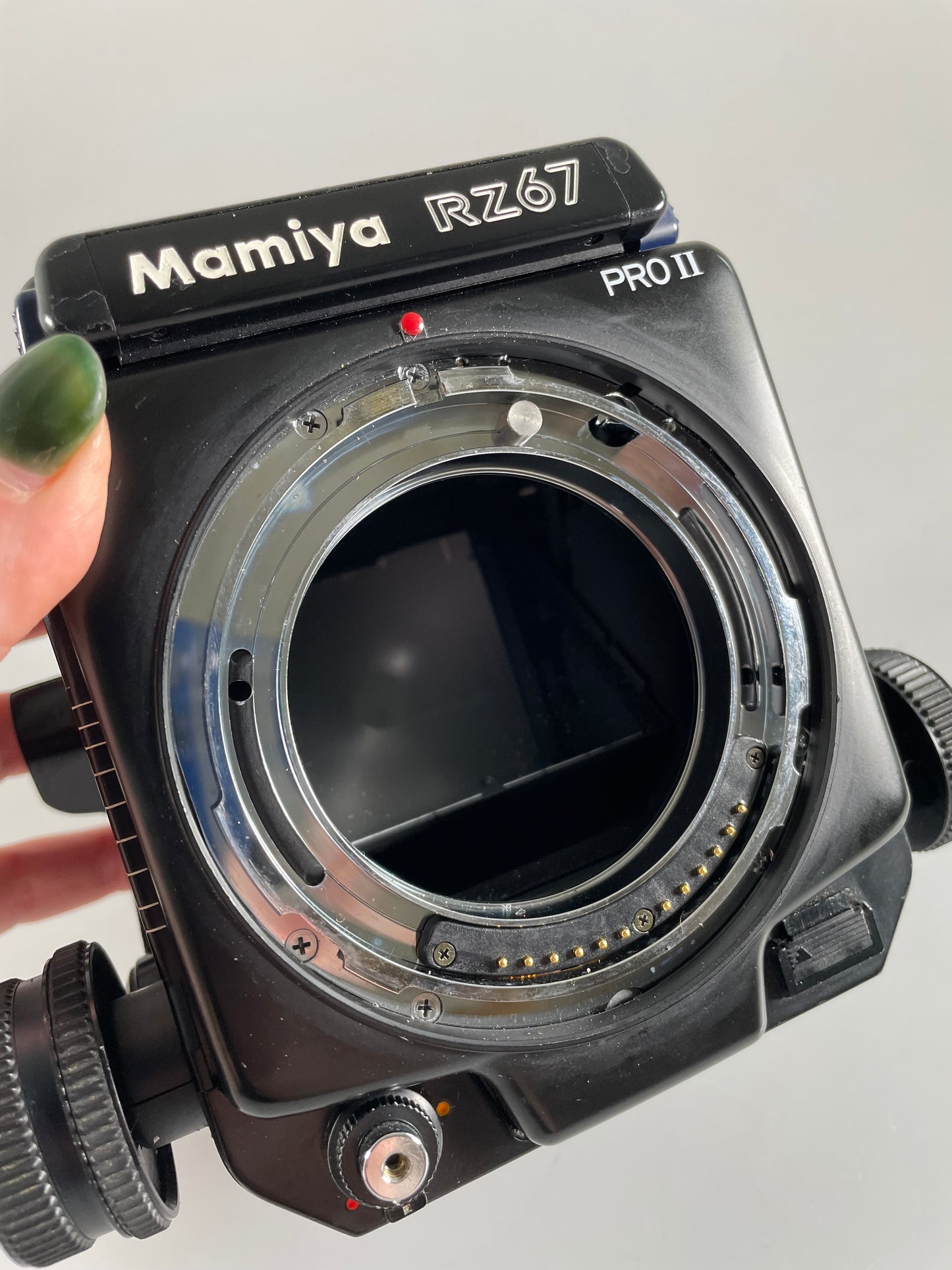 Mamiya RZ67 Pro II body medium format camera w/ waist level finder