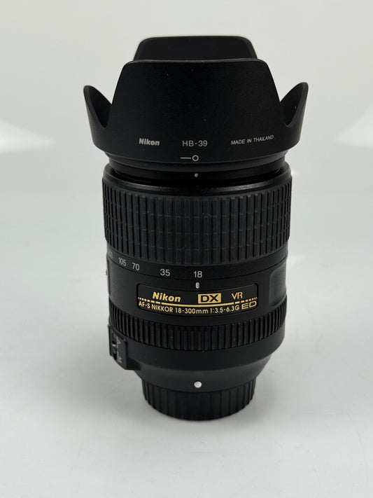 Nikon AF-S 18-300mm f3.5-6.3 ED DX G VR Wide Angle Telephoto Zoom Lens