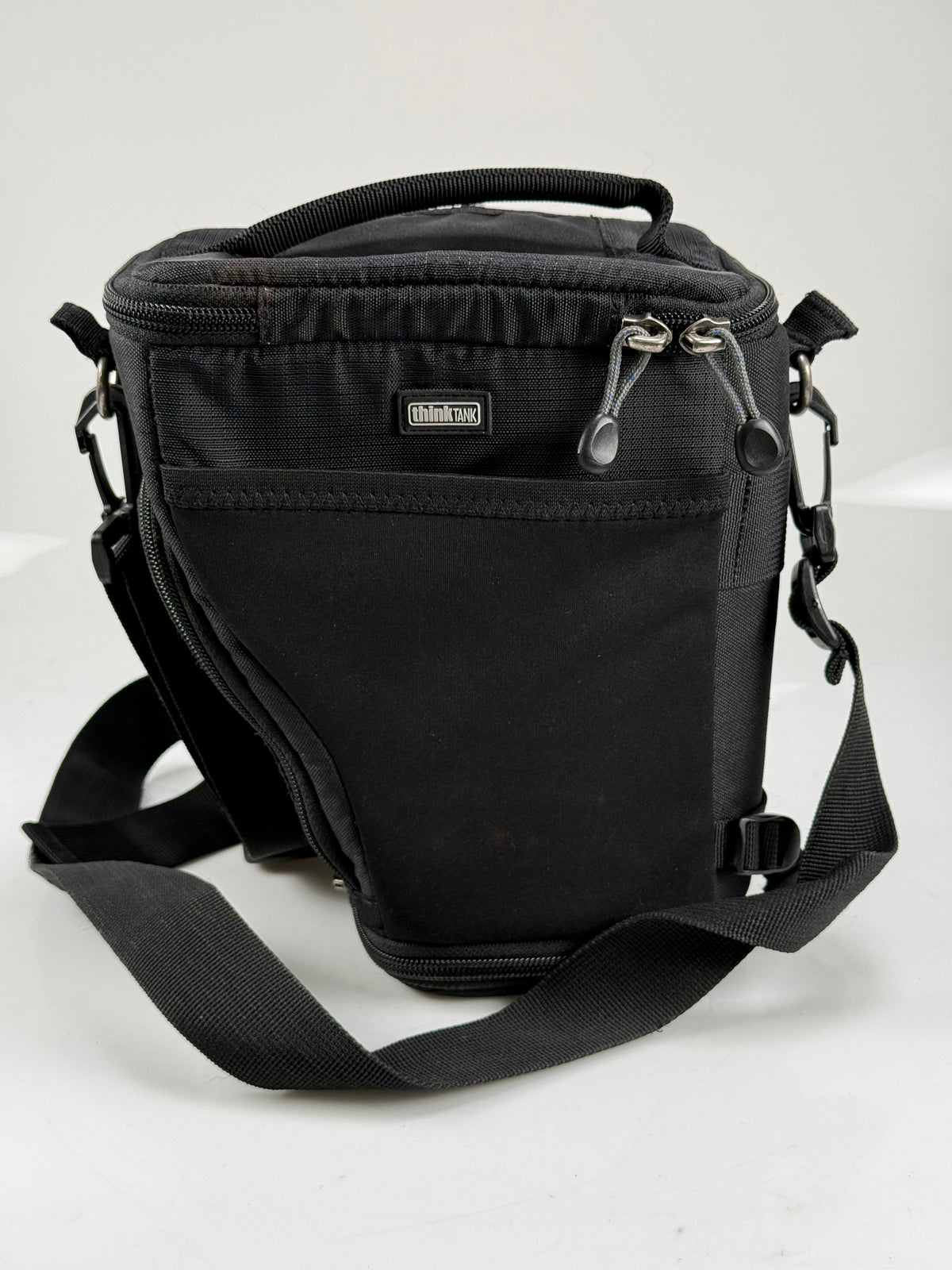Think Tank Digital Holster 20 V2.0 Bag  Zipper Secured Lid Travel Black