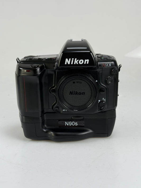 Nikon N90s AF SLR Film Camera Body w MB-10 Grip