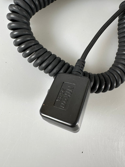 Nikon SC-28 TTL Off-Shoe Flash Sync Cable