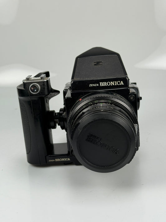 Zenza Bronica ETRSi Medium Format Film Camera, prism, Finder grip, 75mm f2.8 lens kit