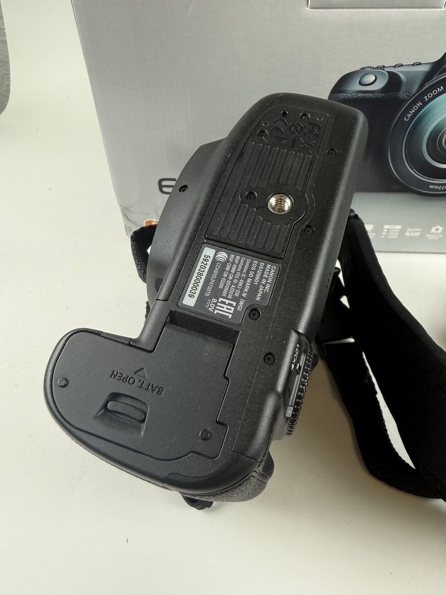 Canon EOS 5D Mark IV 30.4MP Digital SLR Camera Body