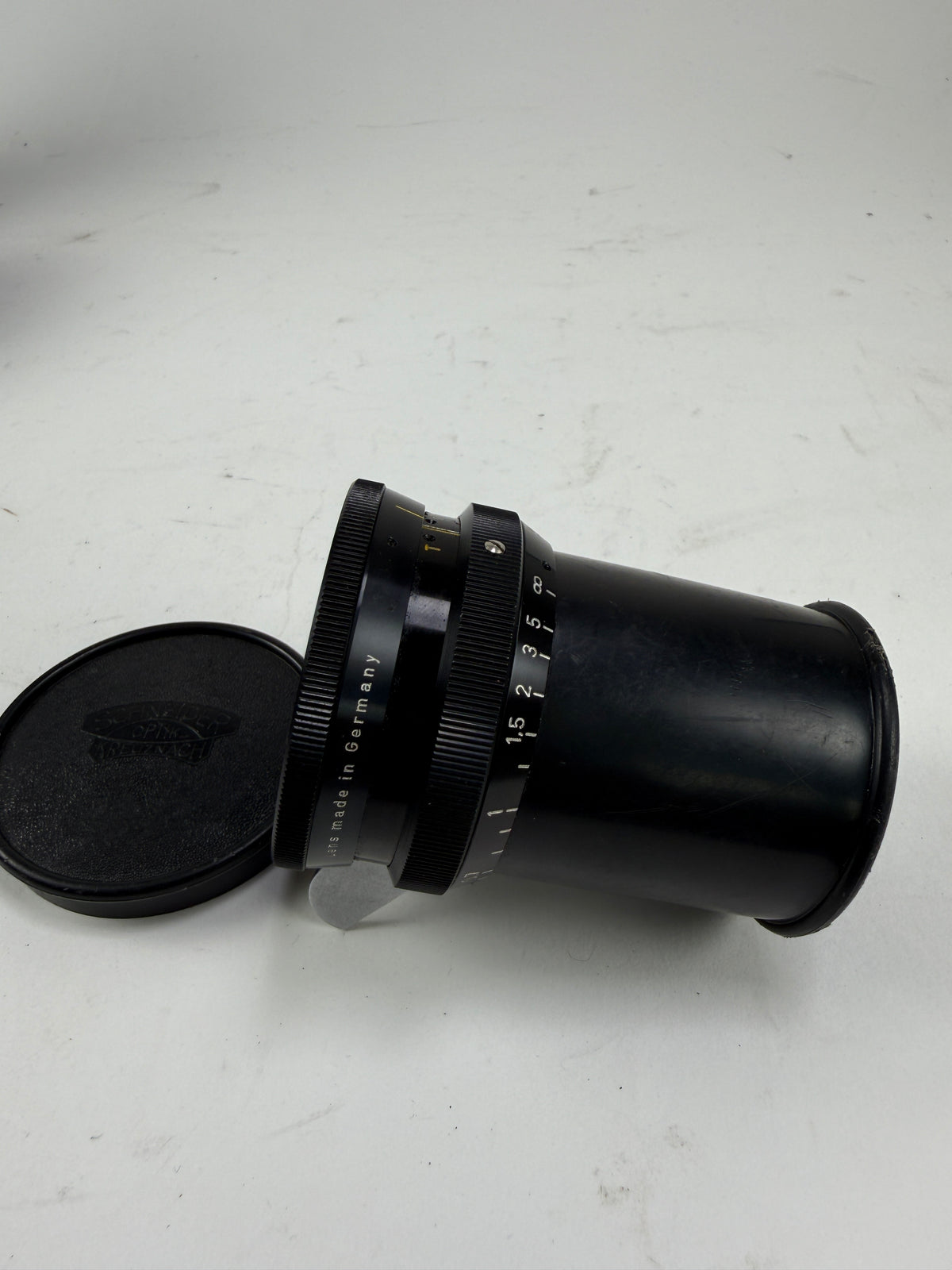 Schneider Kreuznach Arriflex Cine Xenon 28mm f2 arri standard cinema lens