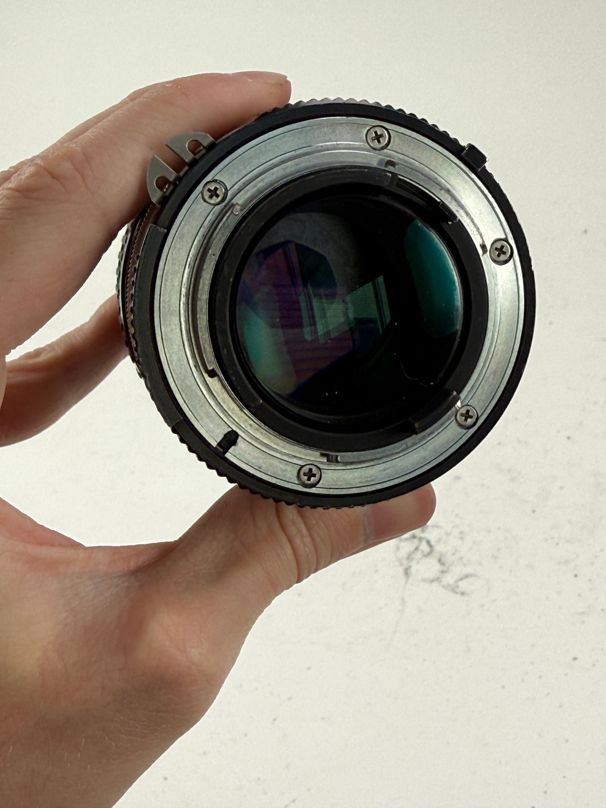 Nikon Nikkor 105mm f2.5 Ai Prime Manual Focus Portrait Lens w/ hood