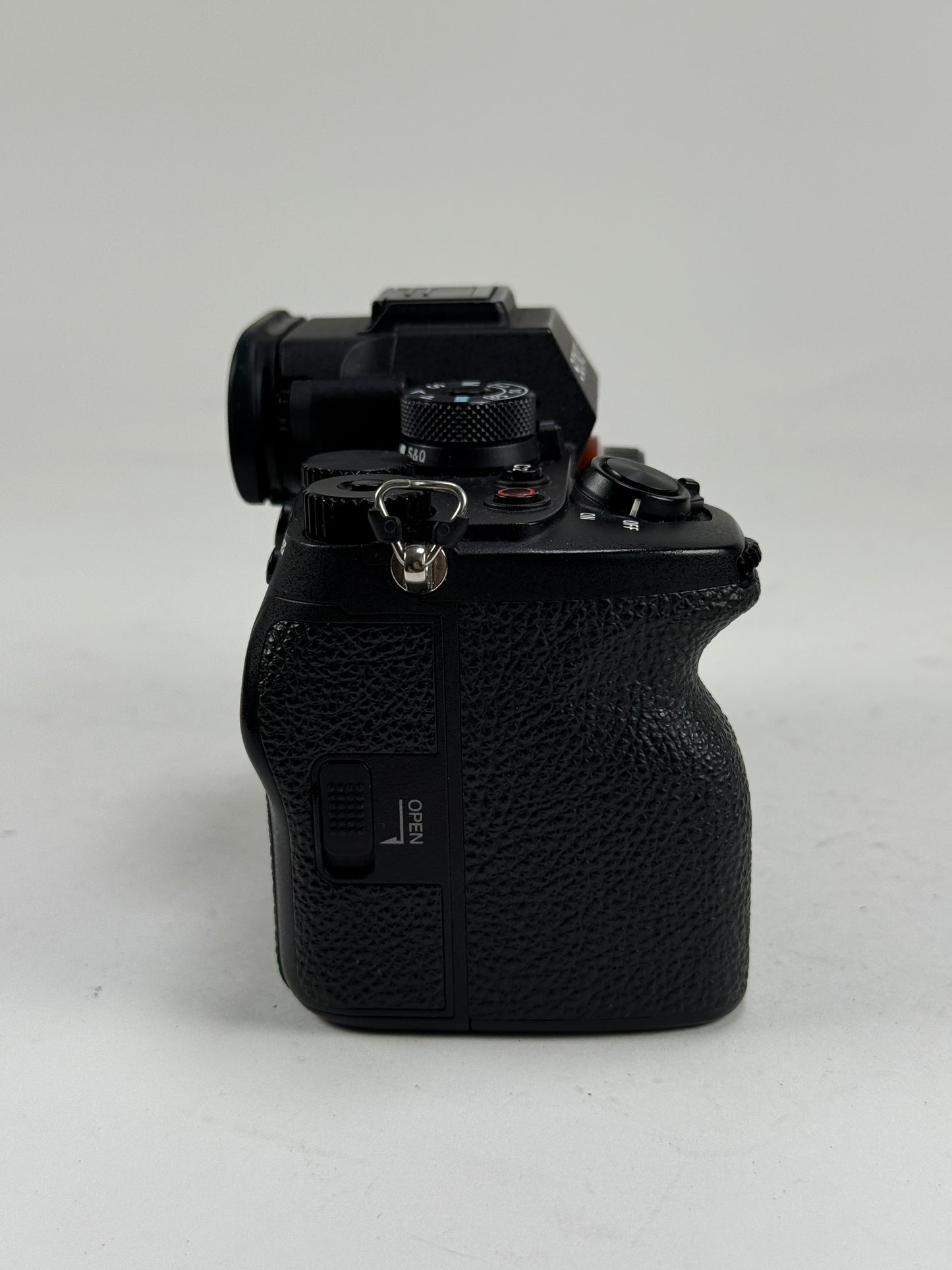 Sony a7R V 61MP Mirrorless Digital Camera - Black (Body Only)