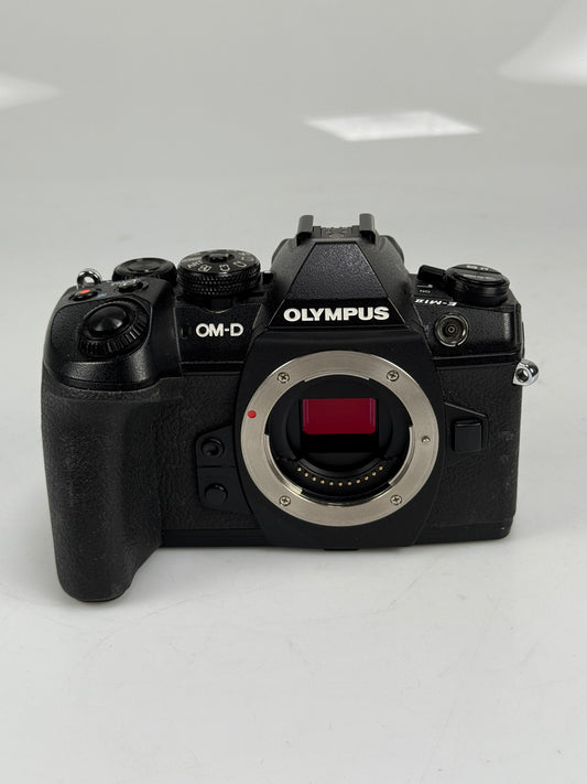 Olympus OM-D E-M1 Mark II 20.4MP Mirrorless MFT Digital Camera Body