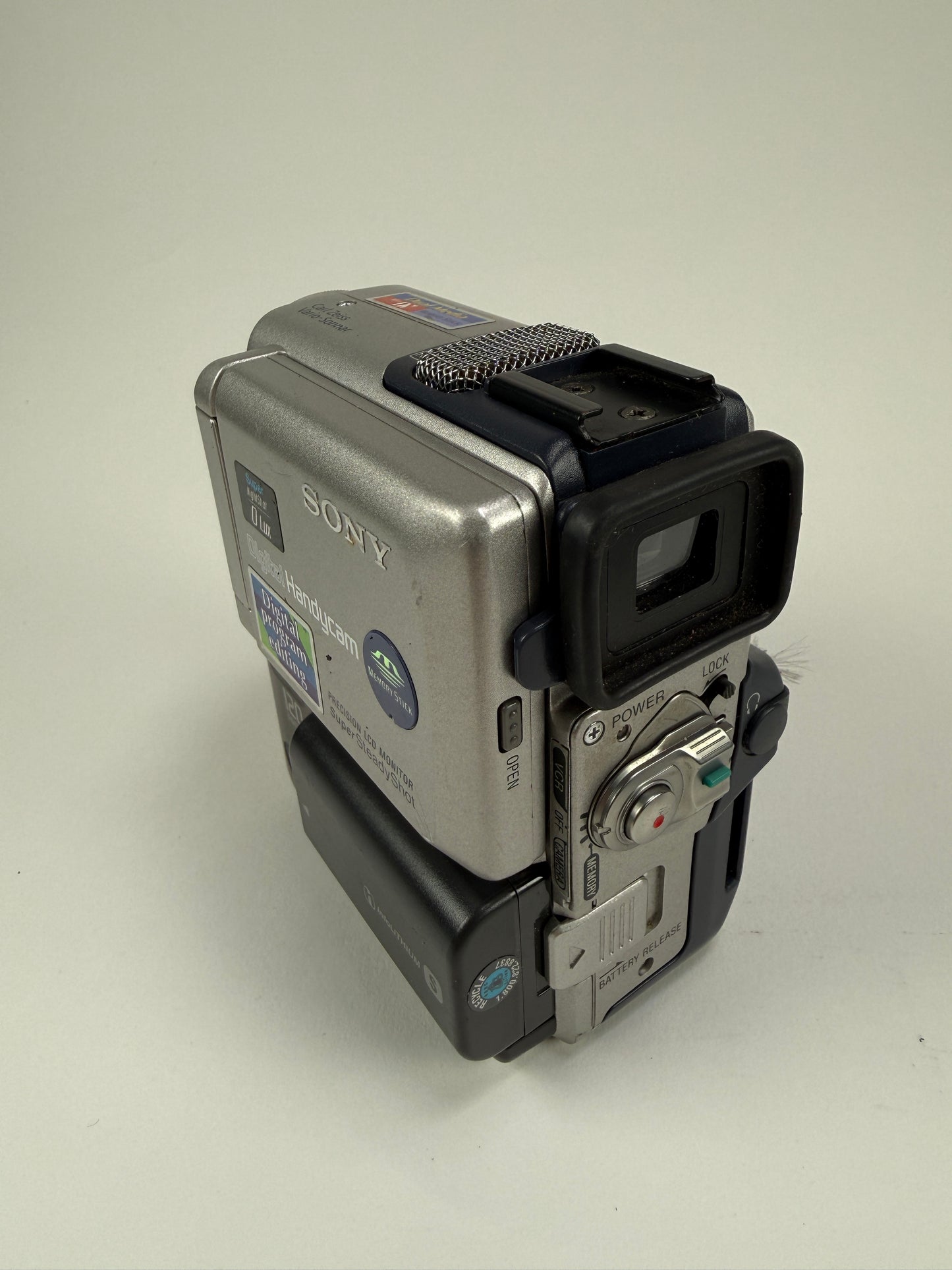 Sony Handycam DCR-PC5 Digital Video mini dv Camcorder