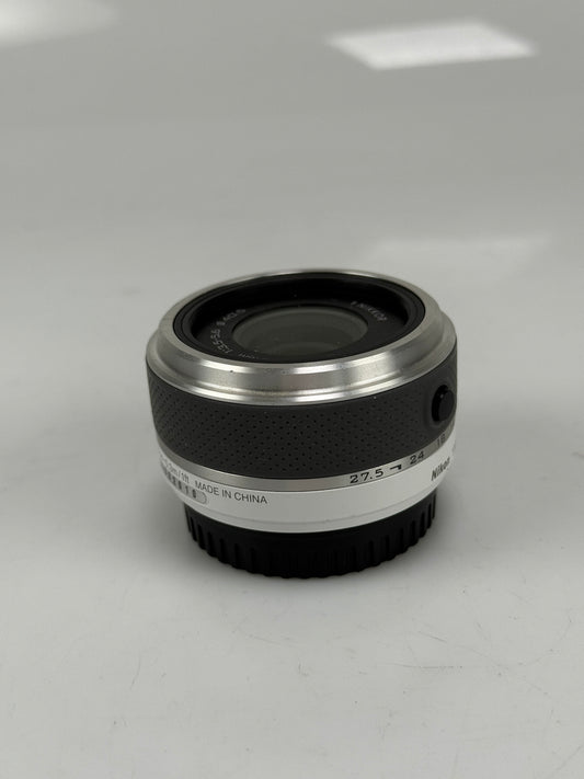 Nikon 1 Nikkor 11-27.5mm f3.5-5.6 Lens white