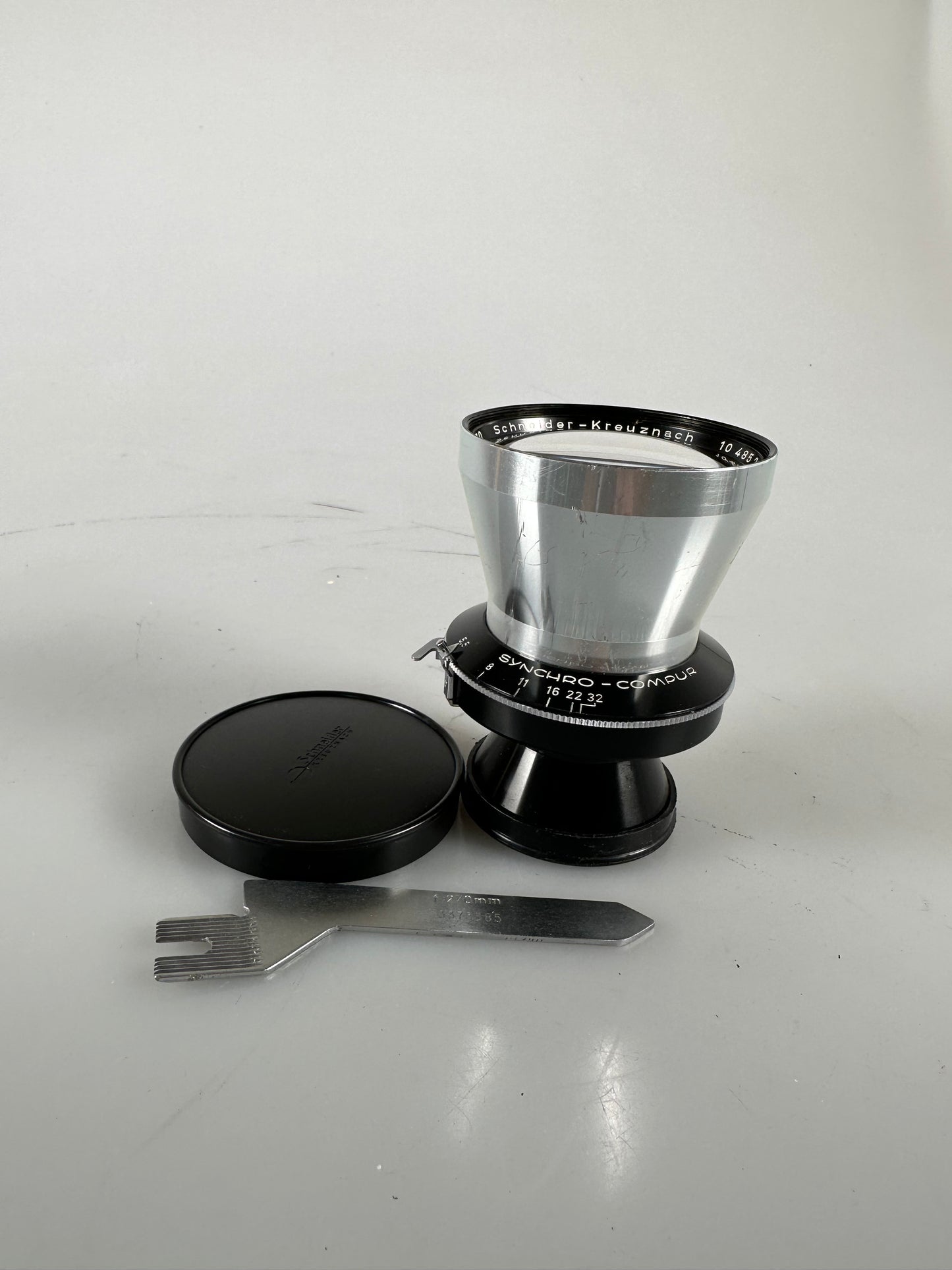 Linhof Schneider Kreuznach 270mm f5.5 lens (Linhof Technika Select) with cam