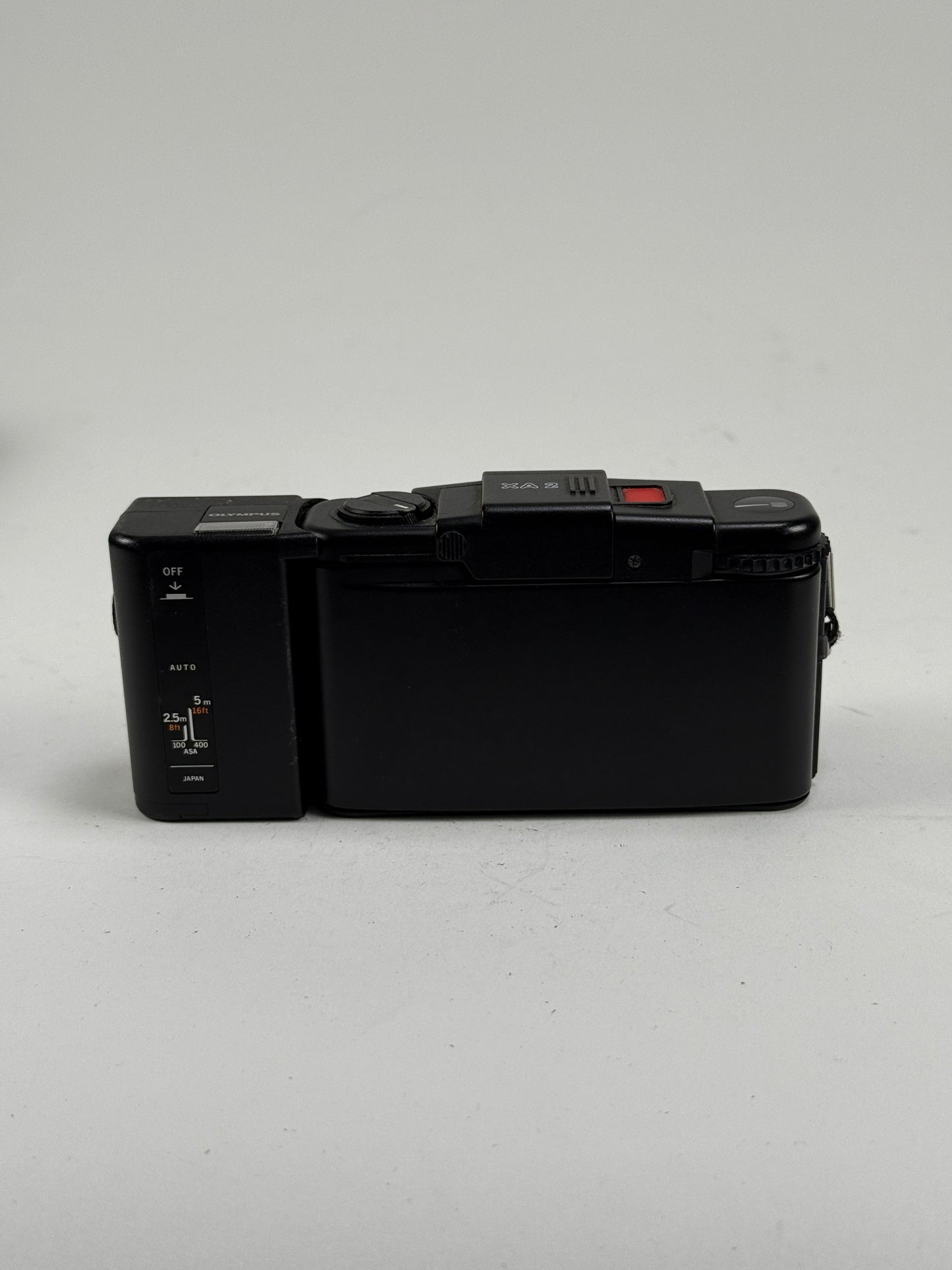 Olympus XA2 35mm Rangefinder Camera 35mm f3.5 with A11 flash
