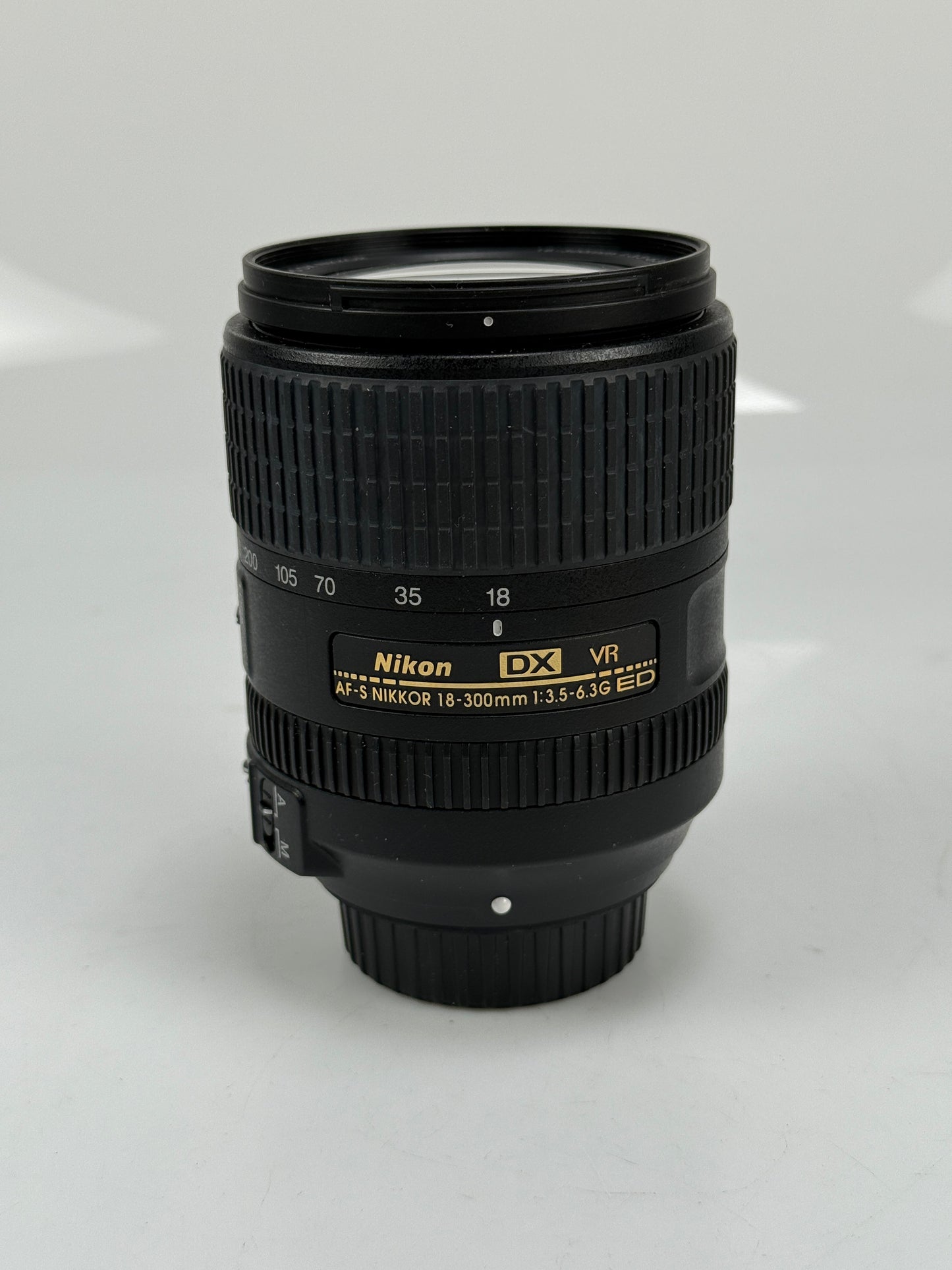Nikon AF-S 18-300mm f3.5-6.3 ED DX G VR Wide Angle Telephoto Zoom Lens