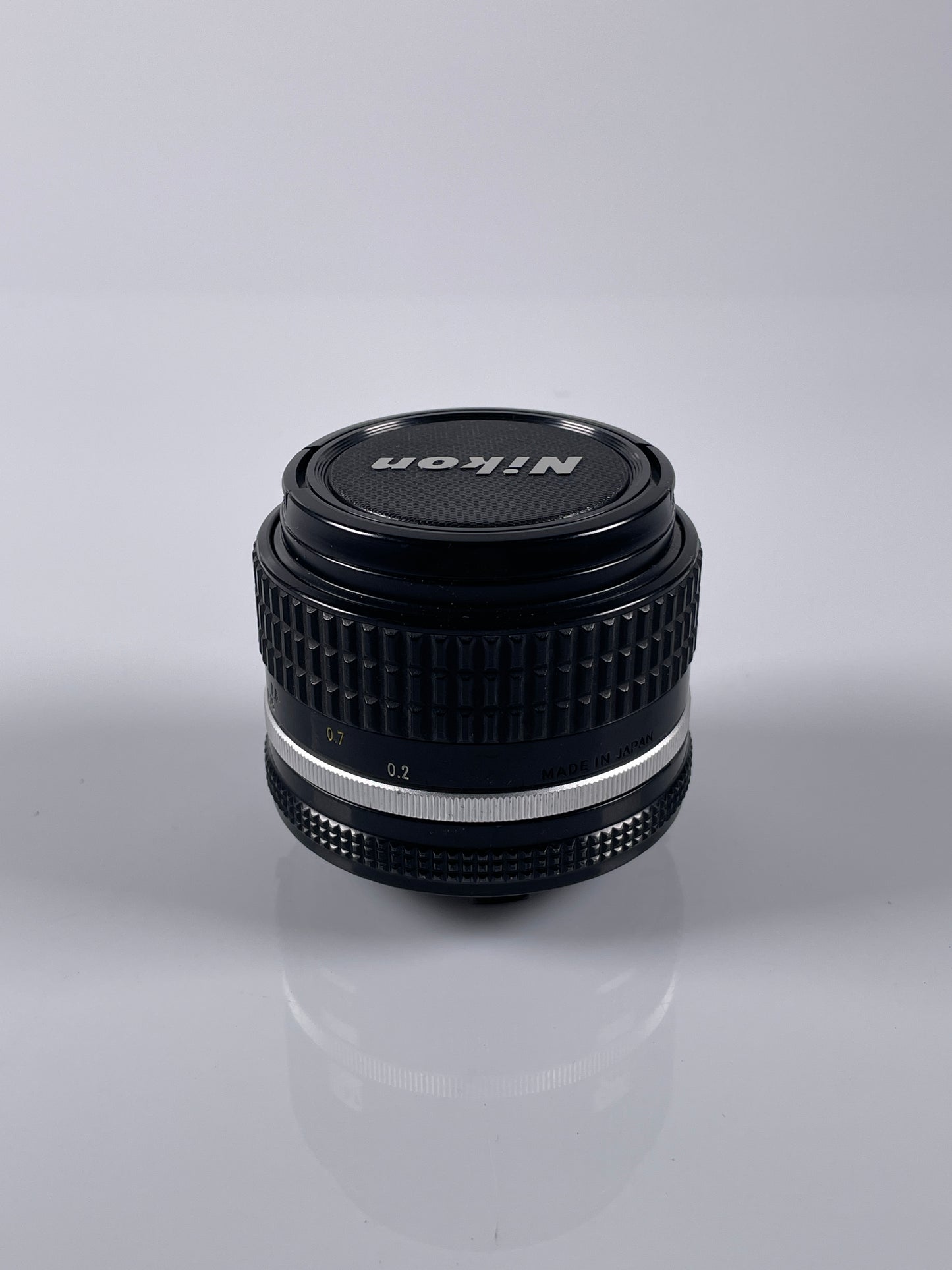 Nikon Ai-s Nikkor 28mm f2.8 Wide Angle MF Lens