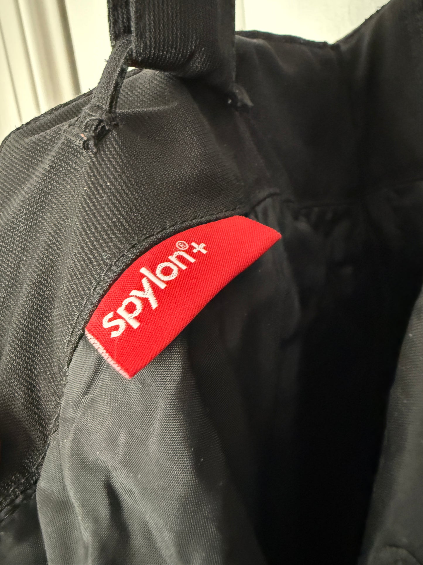 SPYDER Men size Small Black Thinsulate Dermizax Ski Snowboard Pants used