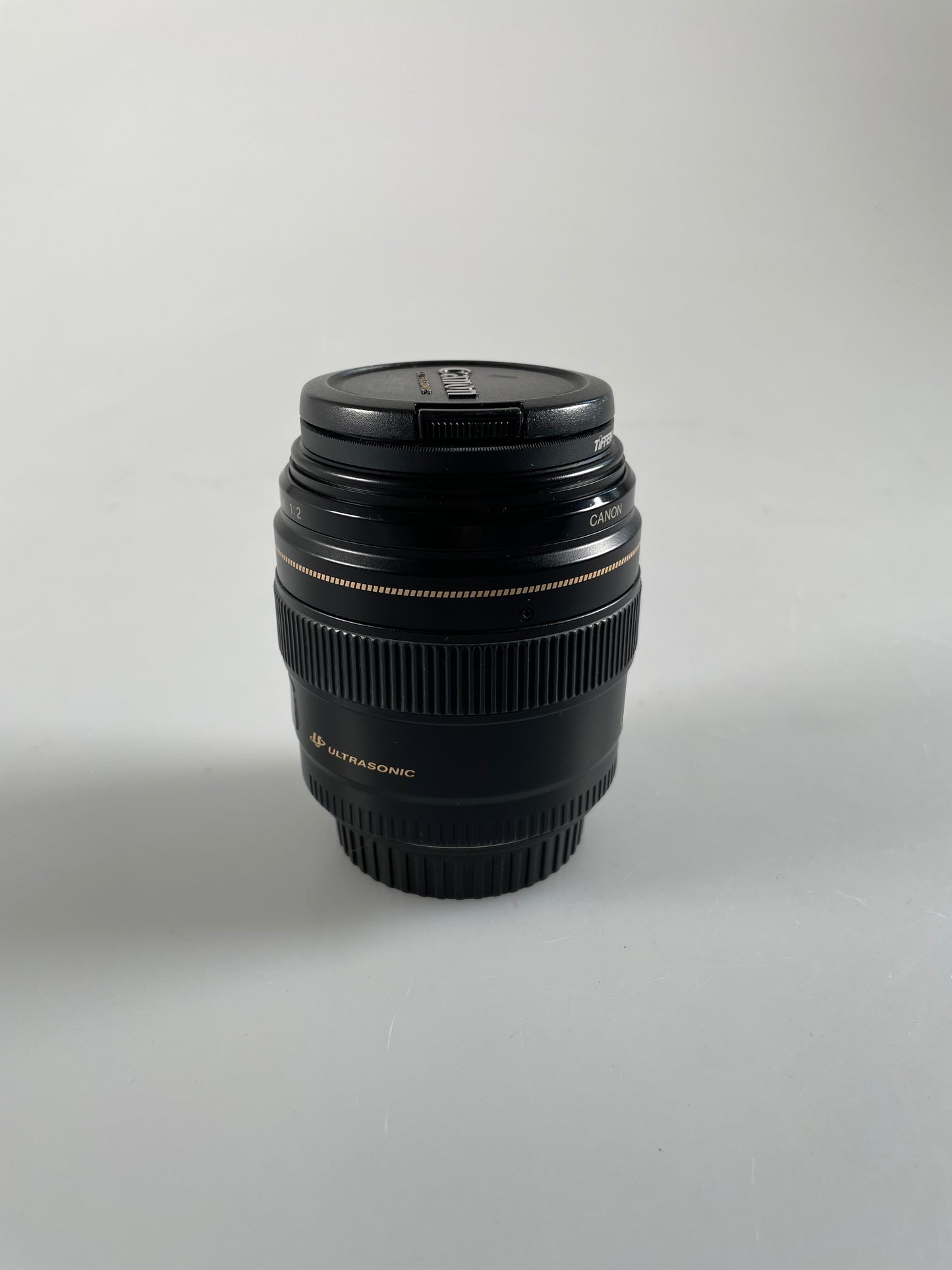 Canon EF 100mm f2 USM Lens