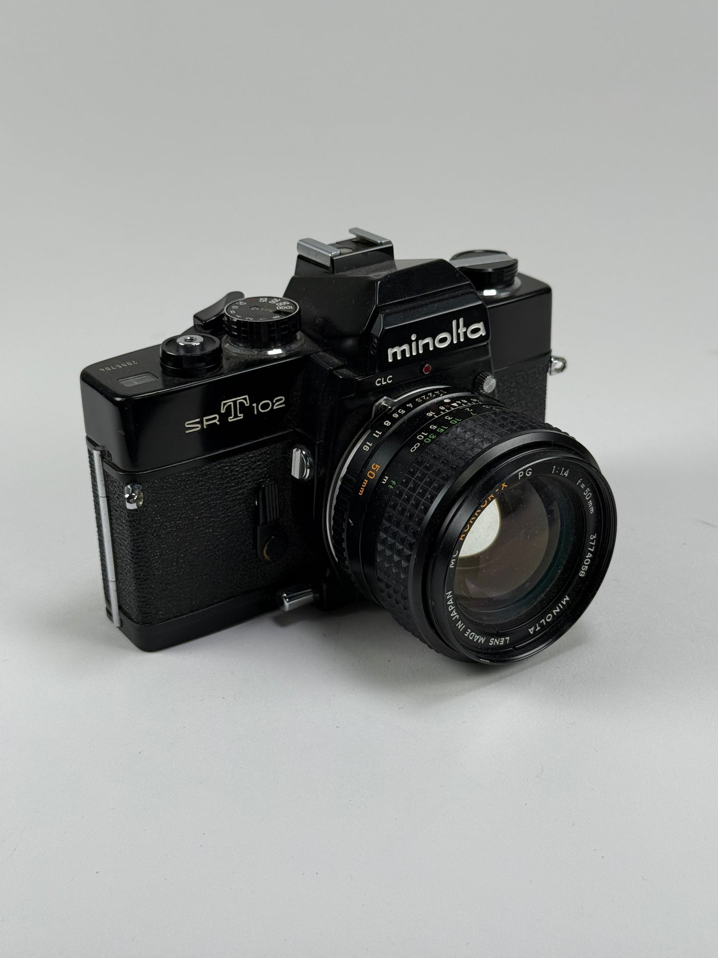 Minolta SRT 102 Black 35mm film camera kit with 50mm f1.4 rokkor-x lens