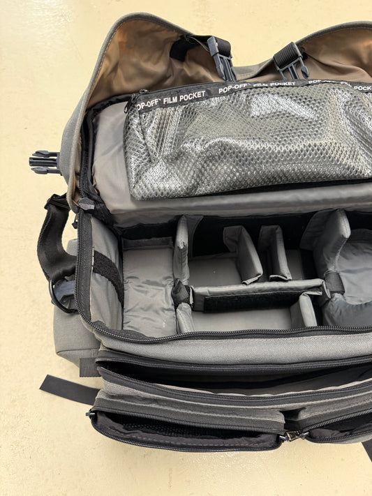 Tamrac Vintage Model 709 Camera Bag Grey Gray