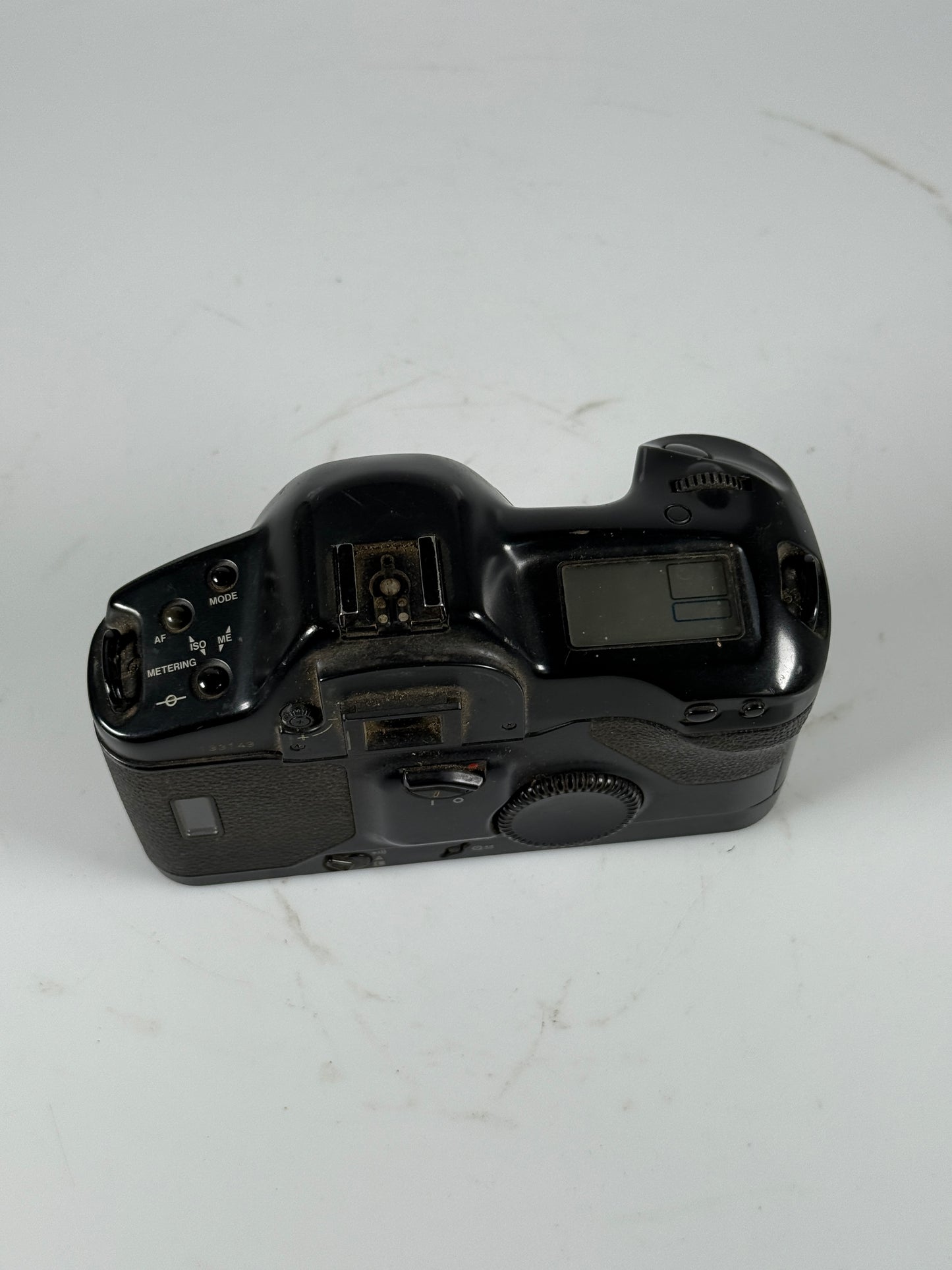 Canon EOS-1 SLR 35mm Film Camera Body