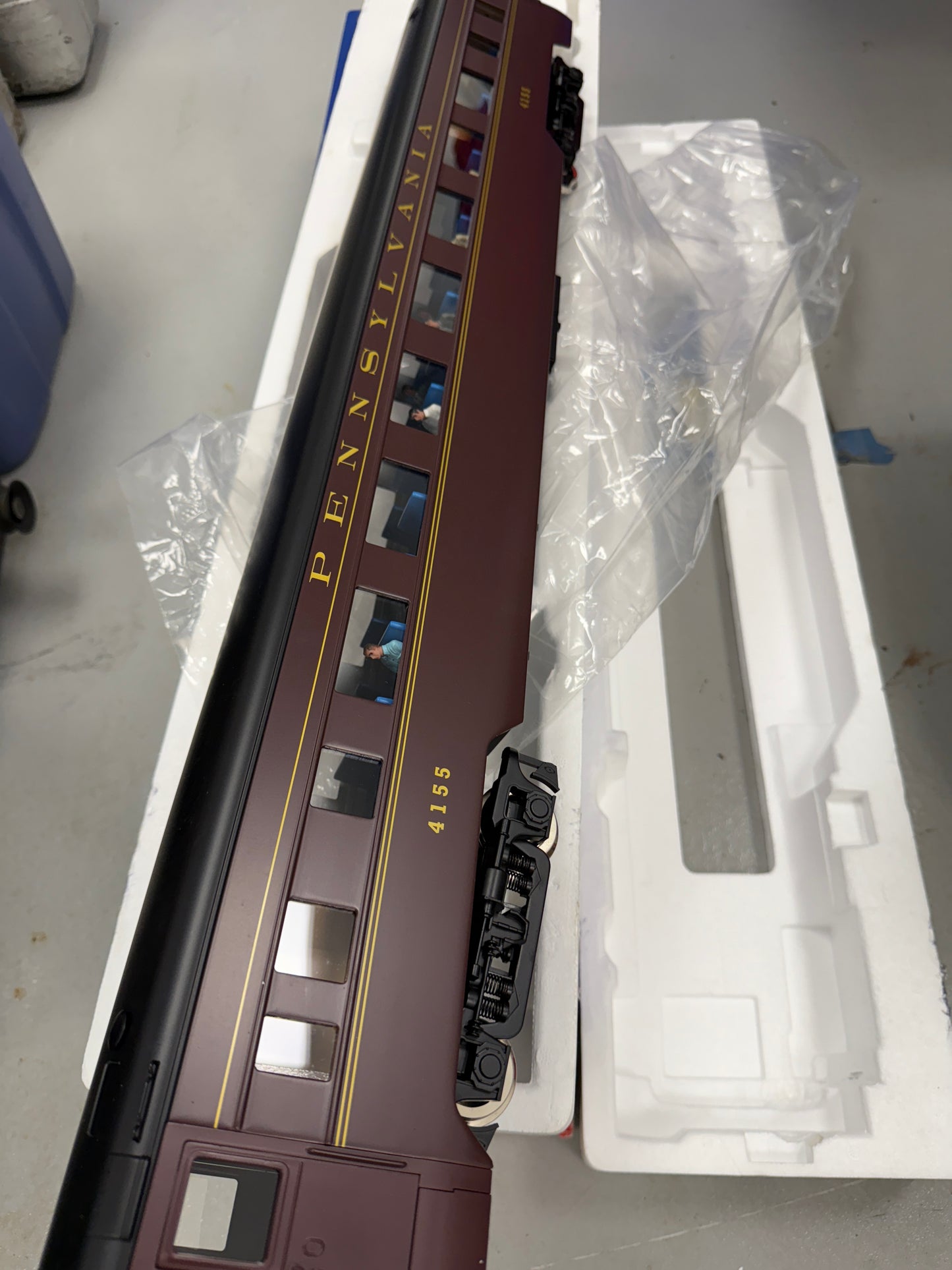 USA Trains R31022 Corrugated Aluminum Passenger Car Pennsylvania CoachG scale
