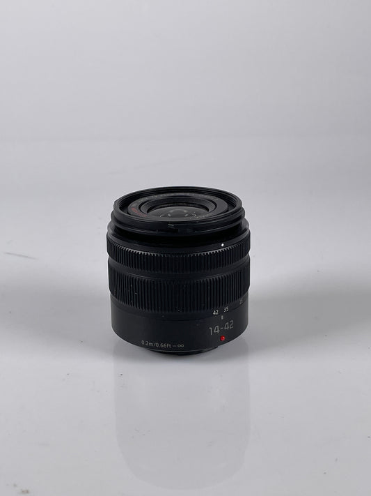 Panasonic Lumix G Vario H-FS1442A 14-42mm f/3.5-5.6 ASPH Mega OIS II