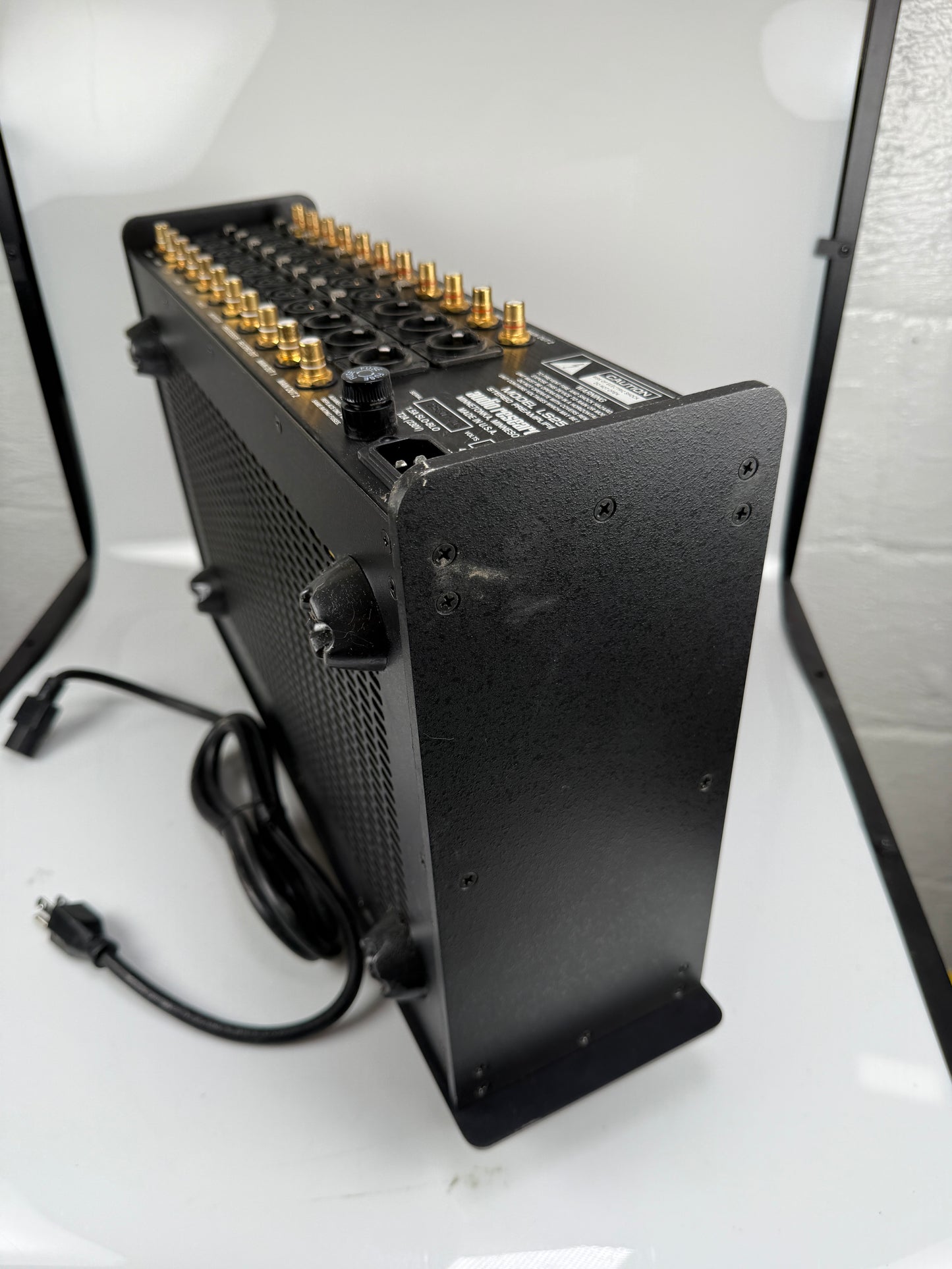 Audio Research Model LS25 high definition black vacuum tube preamplifier